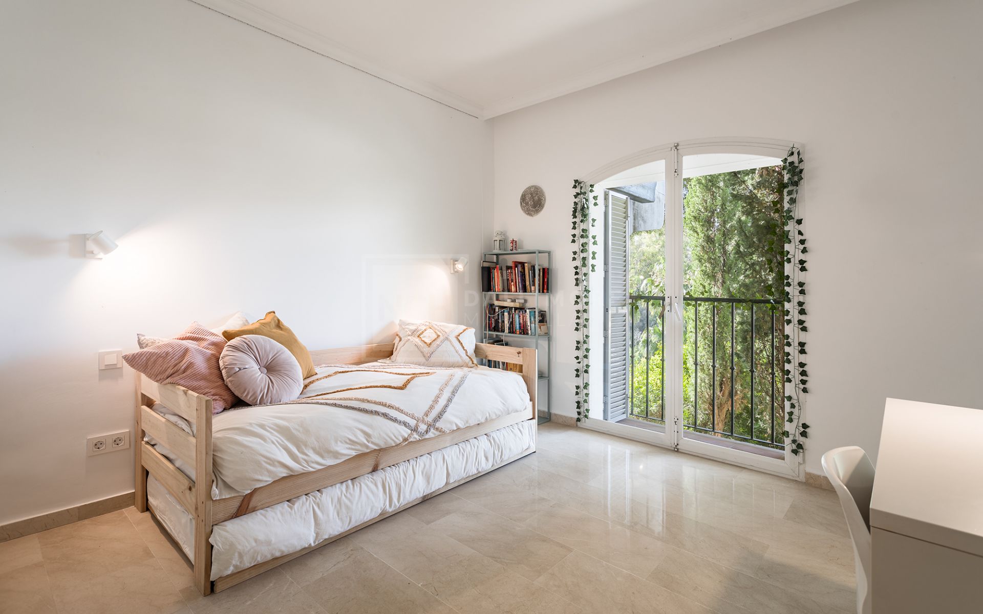 Corner 4- Bedroom Townhouse in La Quinta