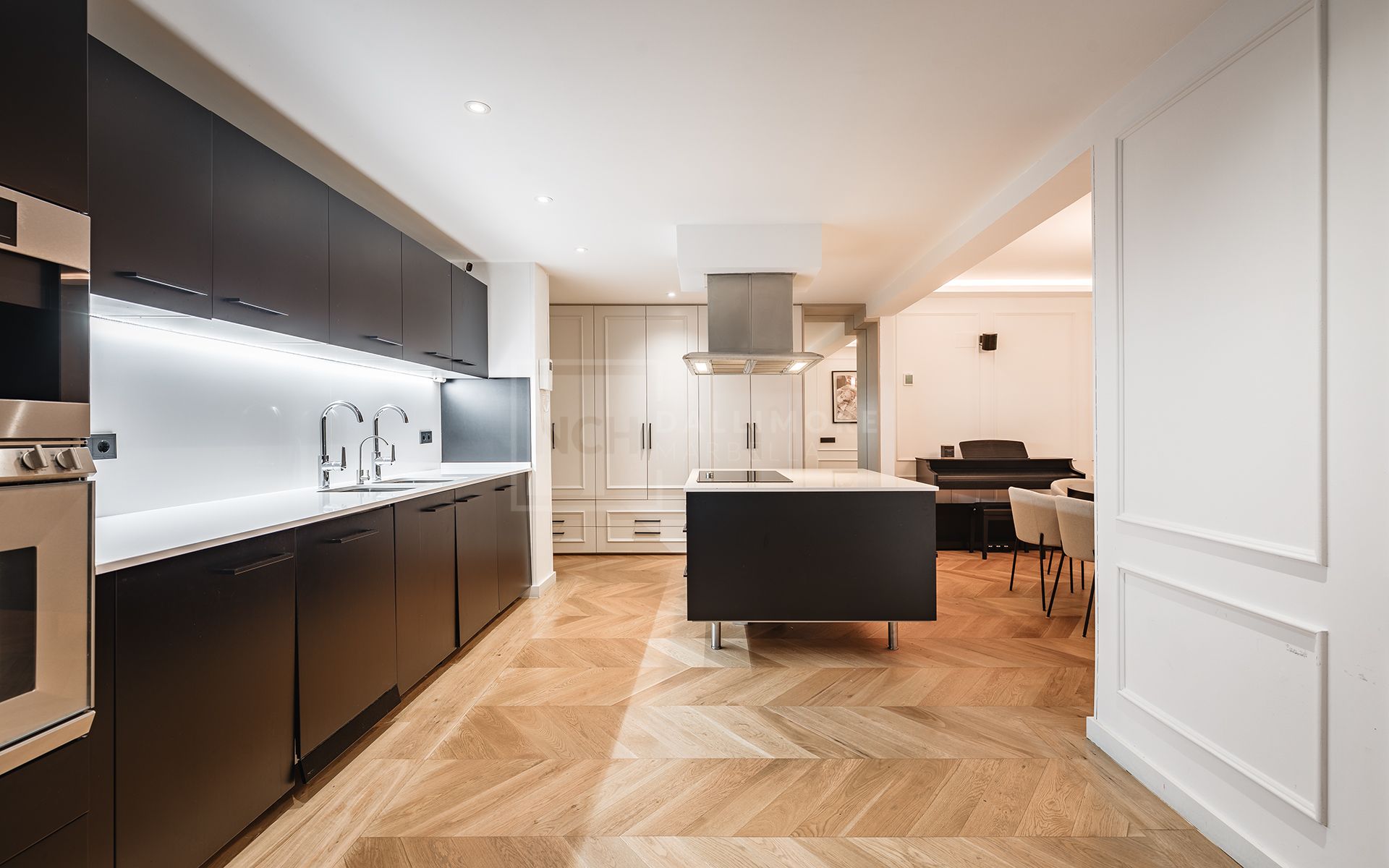 Apartamento en Planta Baja Totalmente Reformado en Gazules del Sol, Benahavís