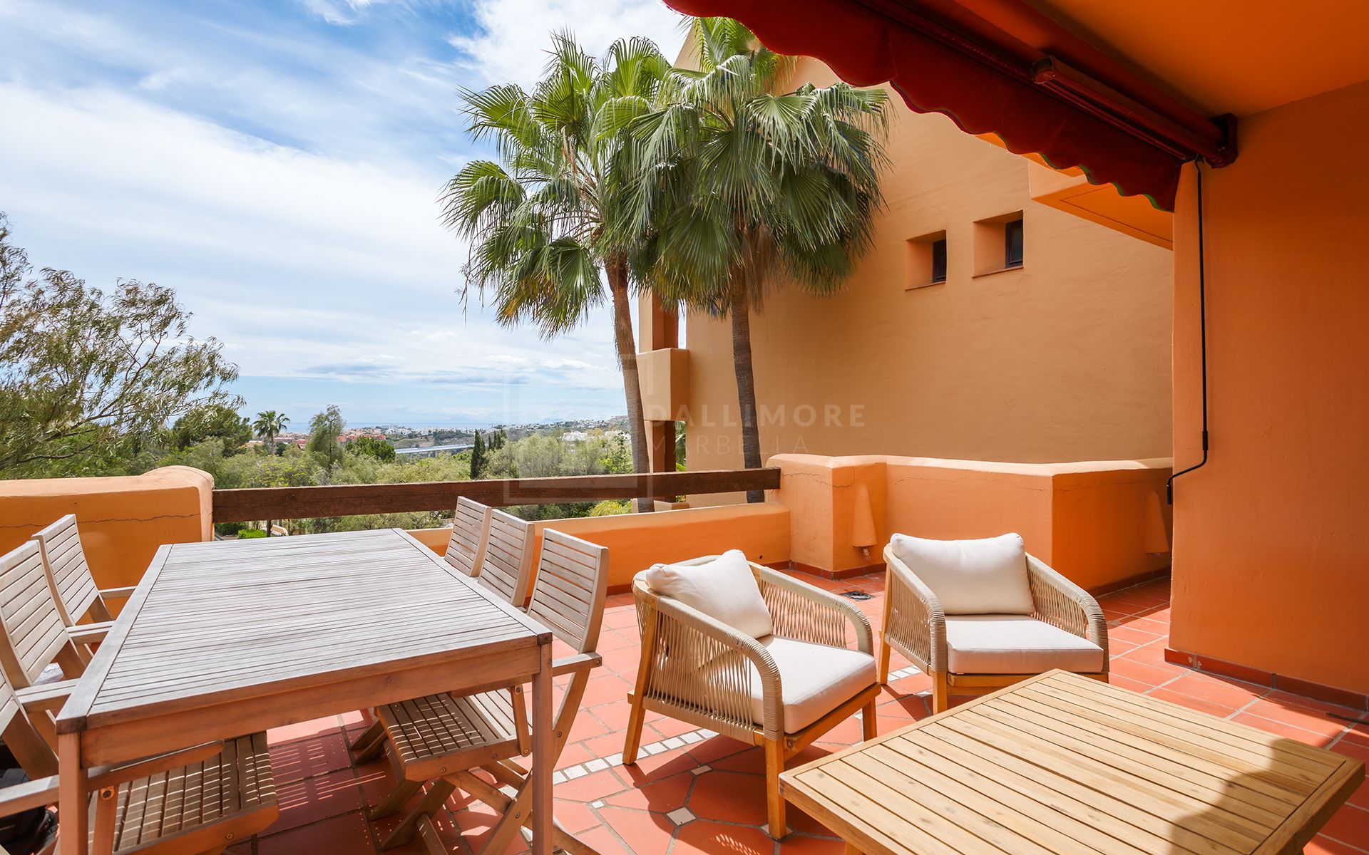 Elegante apartamento de 2 dormitorios en Benahavís