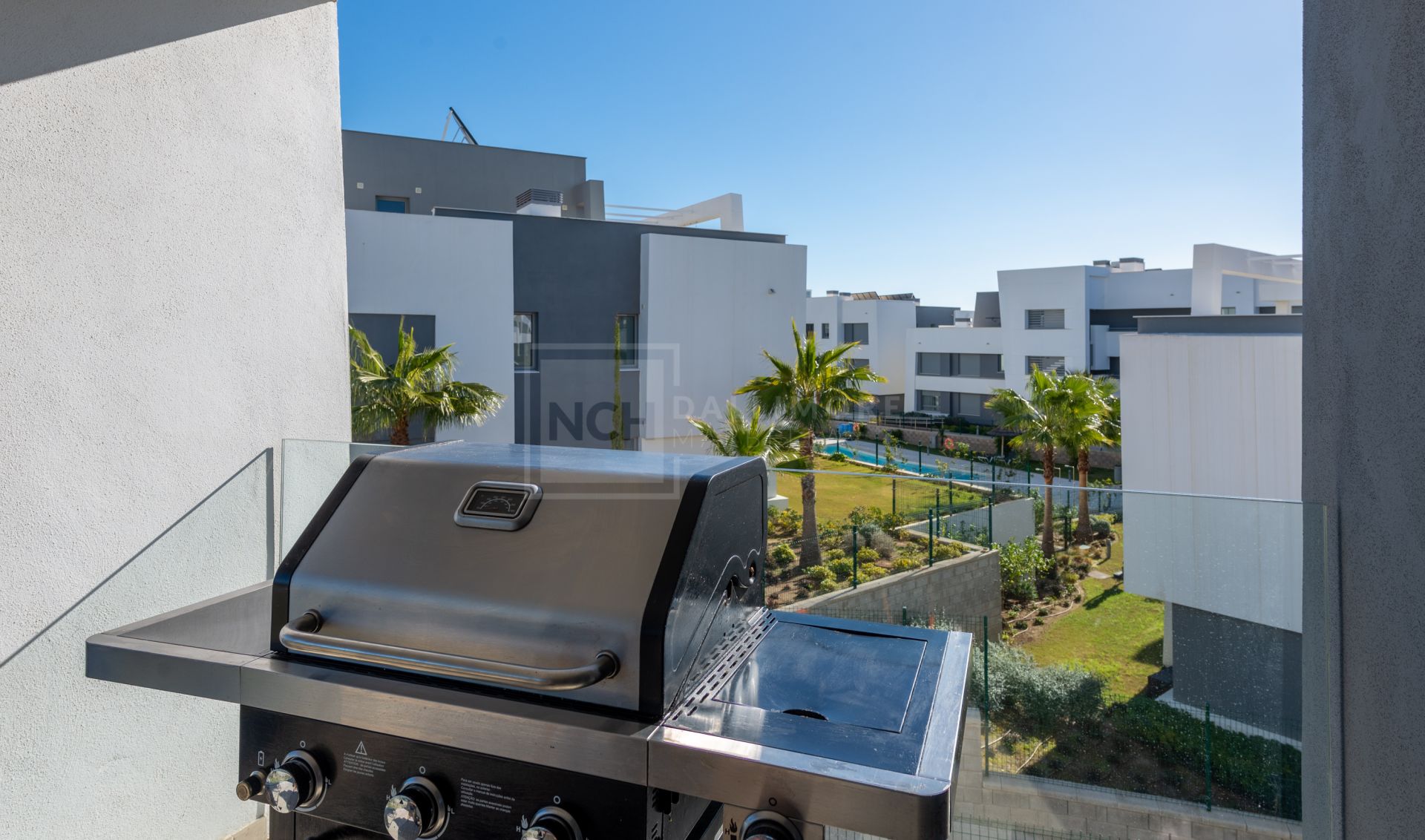 Nuevo Apartamento Moderno con las mejores comodidades en Selwo Estepona