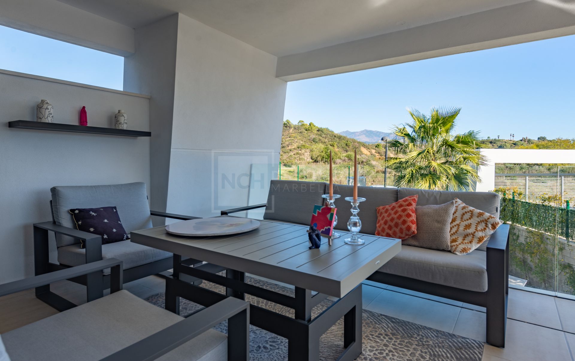Nuevo Apartamento Moderno con las mejores comodidades en Selwo Estepona