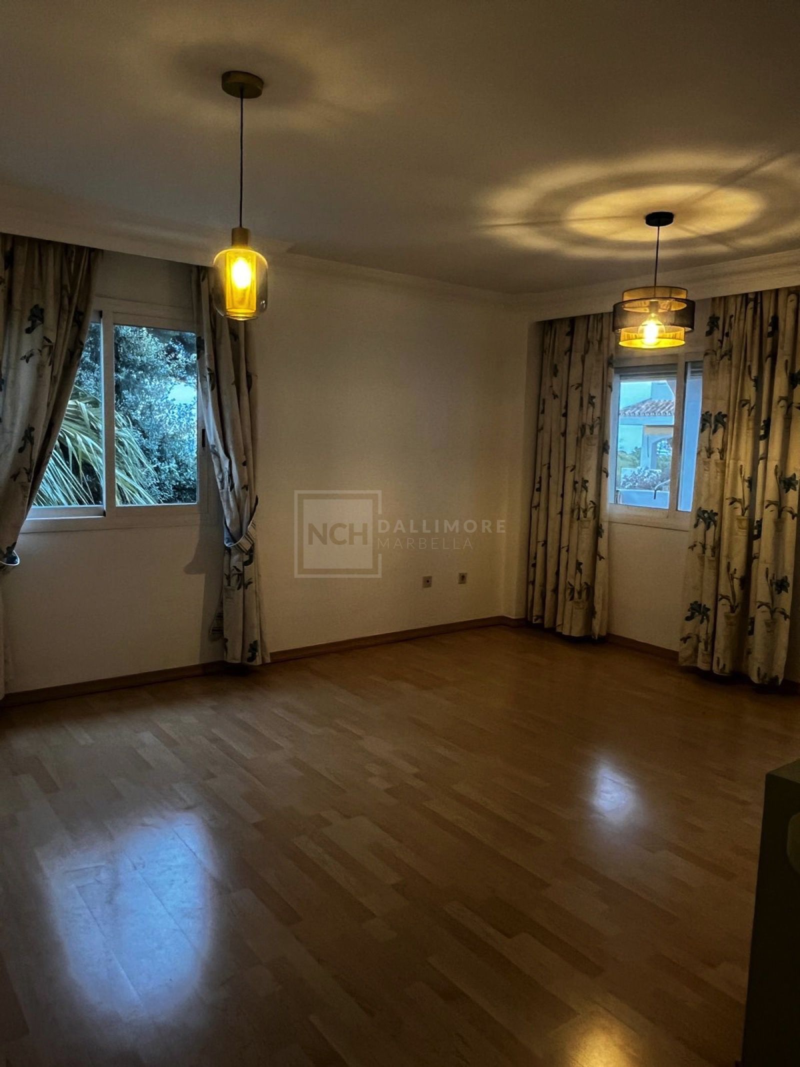 Espectacular Apartamento Esquinero en la Prestigiosa Milla de Oro