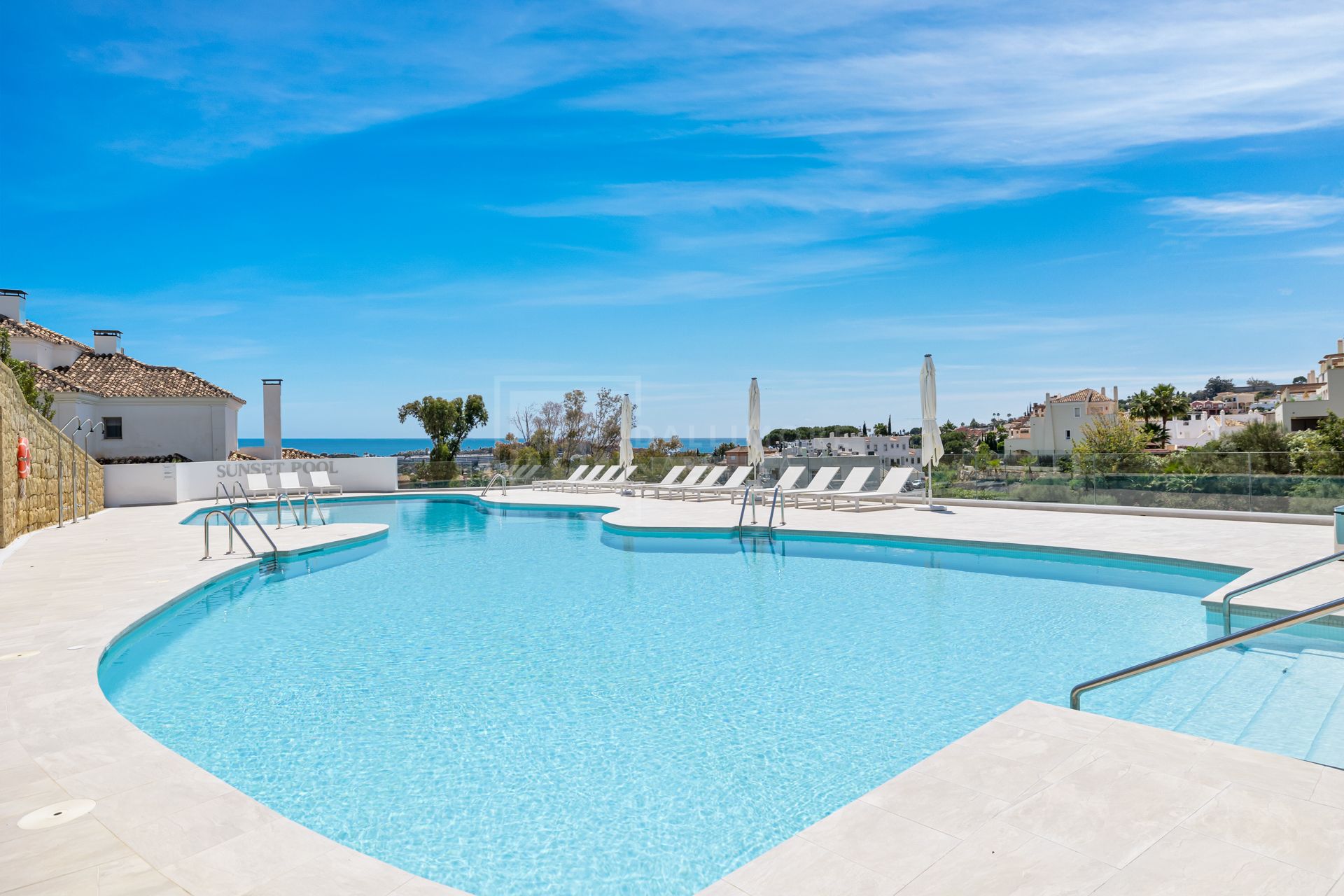 Luxury Penthouse with Spectacular Views in 9 Lions, Nueva Andalucia