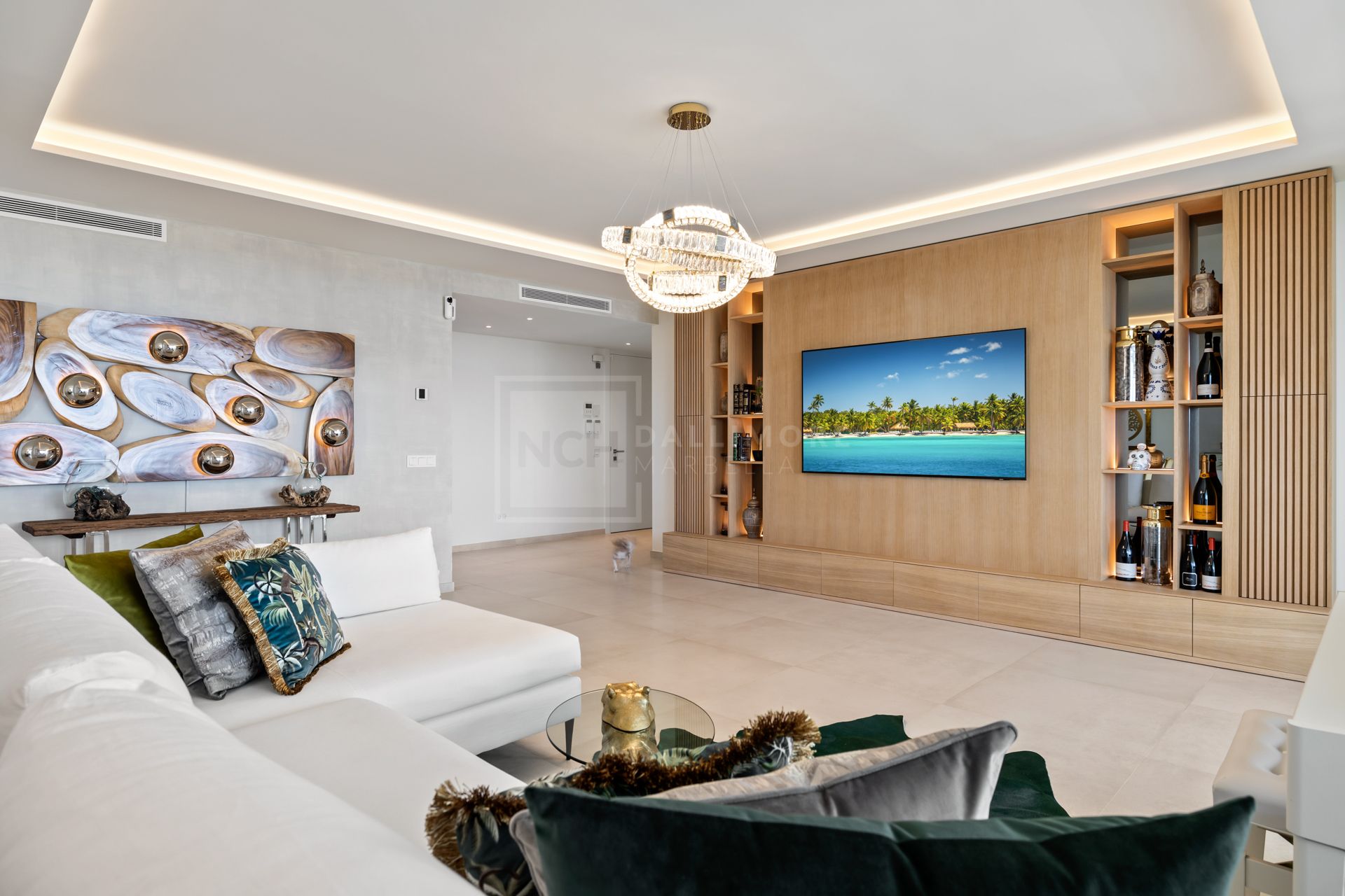 Luxury Penthouse with Spectacular Views in 9 Lions, Nueva Andalucia