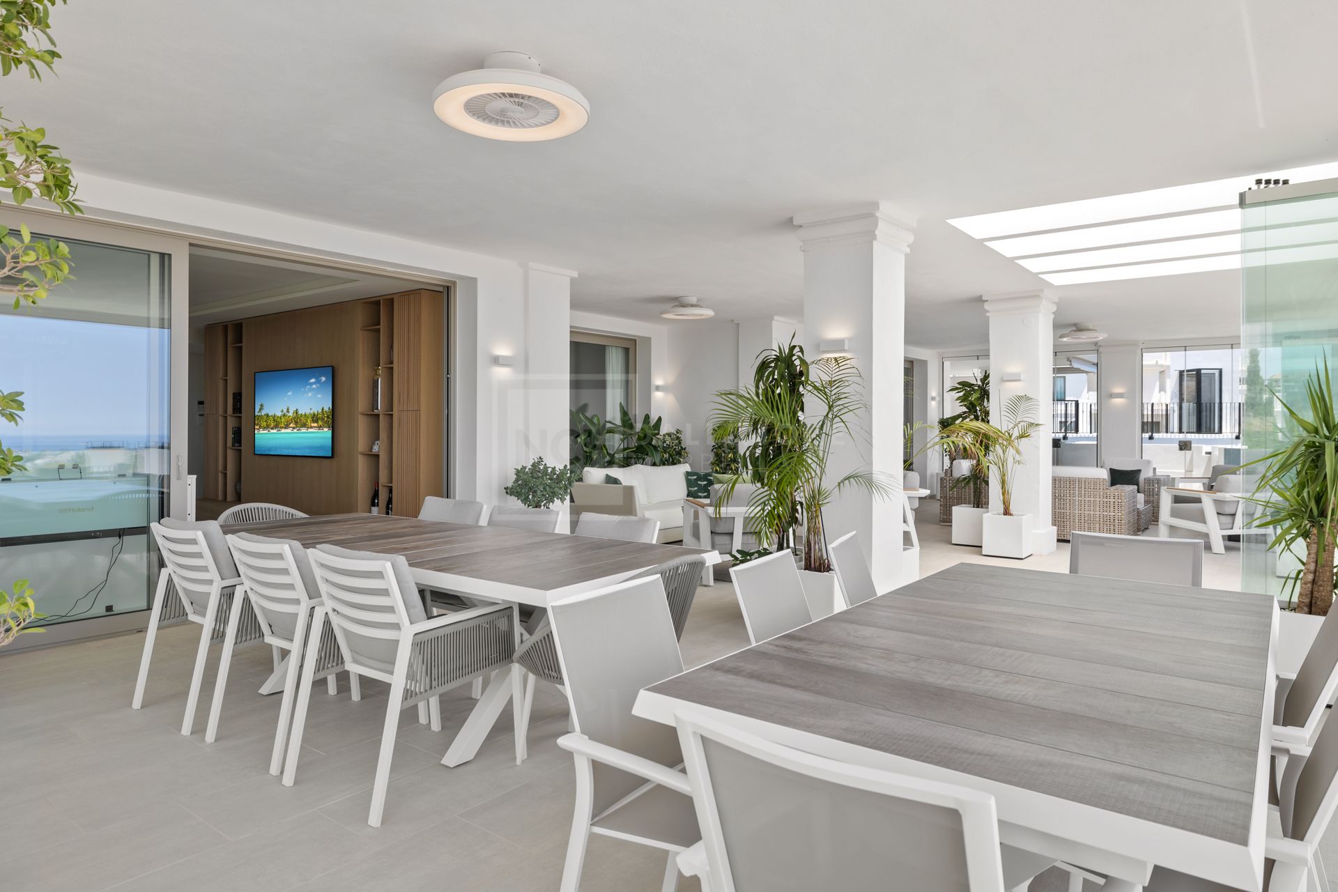 Luxury Penthouse with Spectacular Views in 9 Lions, Nueva Andalucia