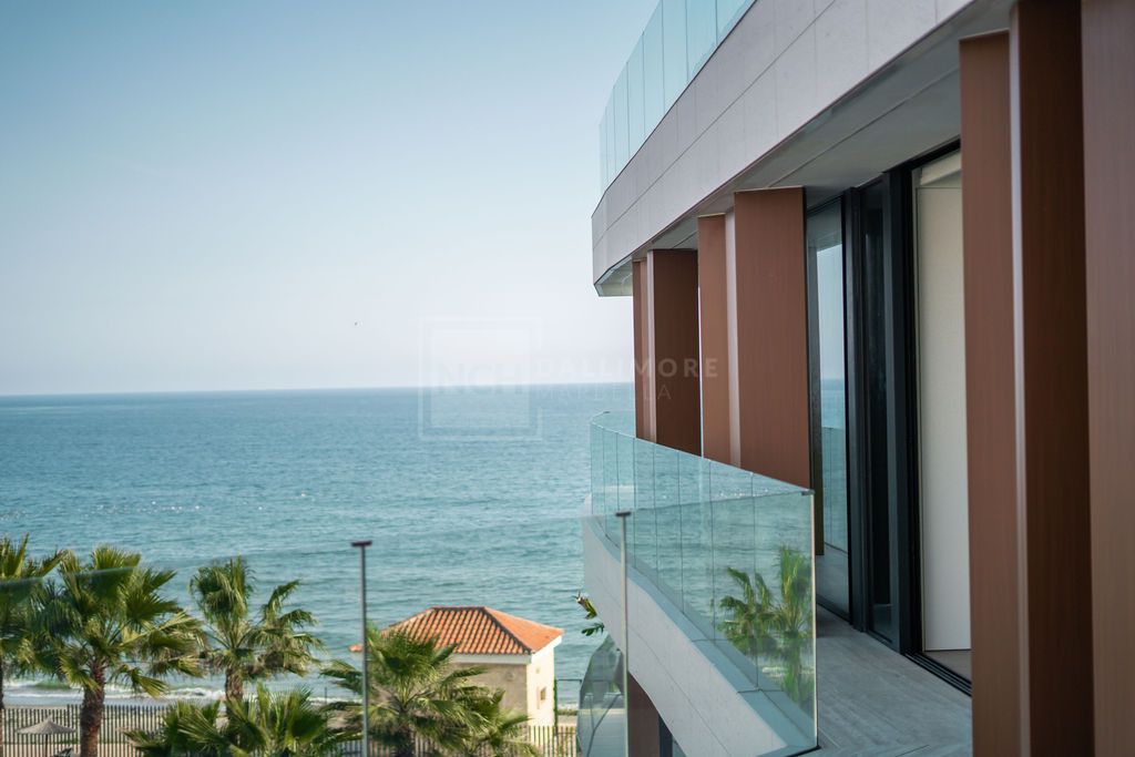 Exclusive Beachfront Duplex Penthouse in The Sapphire, Estepona