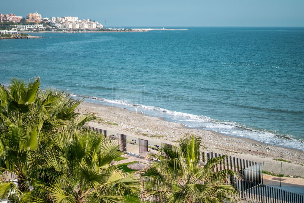 Exclusive Beachfront Duplex Penthouse in The Sapphire, Estepona