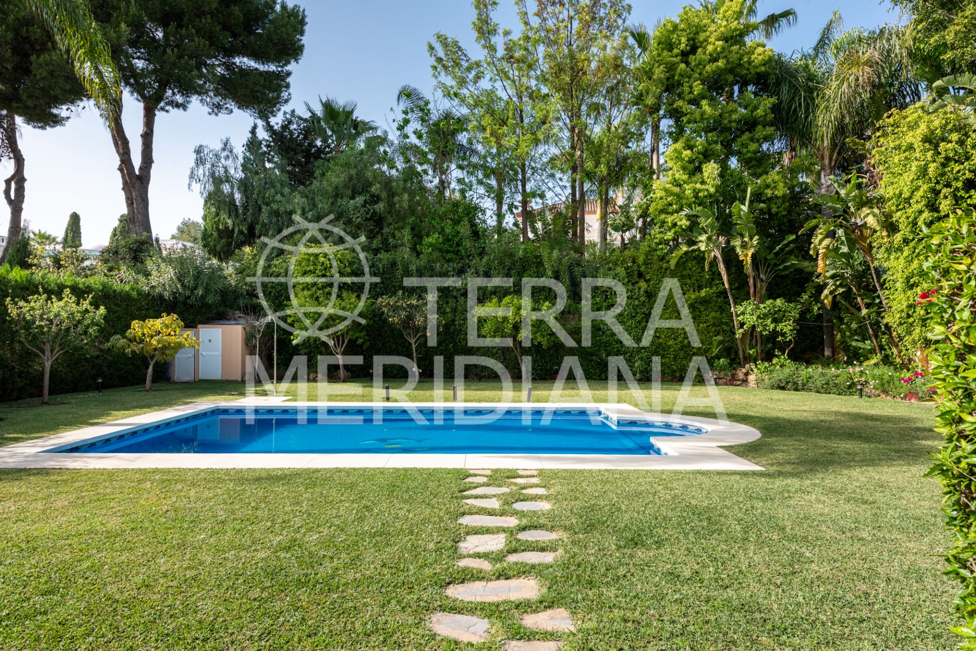 Villa in Atalaya de Rio Verde, Marbella