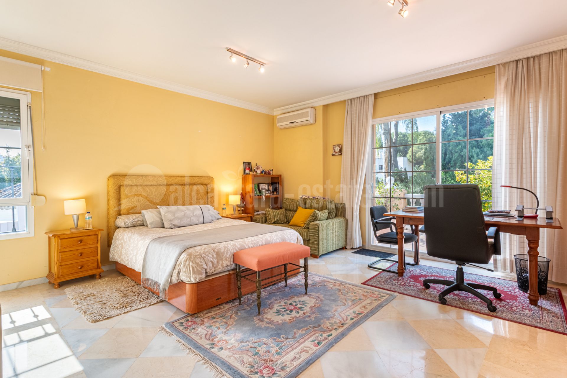 Villa en Atalaya de Rio Verde, Marbella