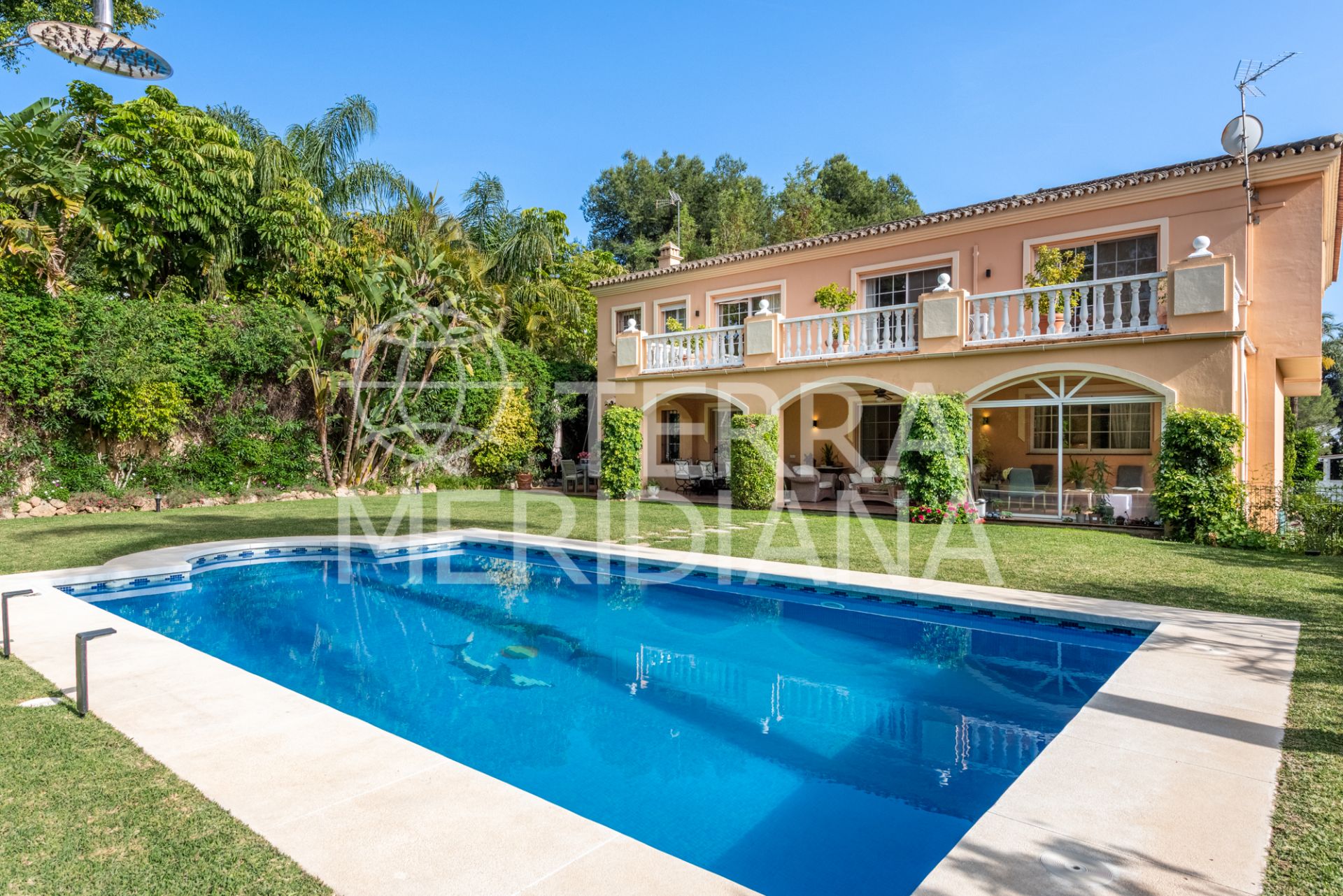 Villa in Atalaya de Rio Verde, Marbella