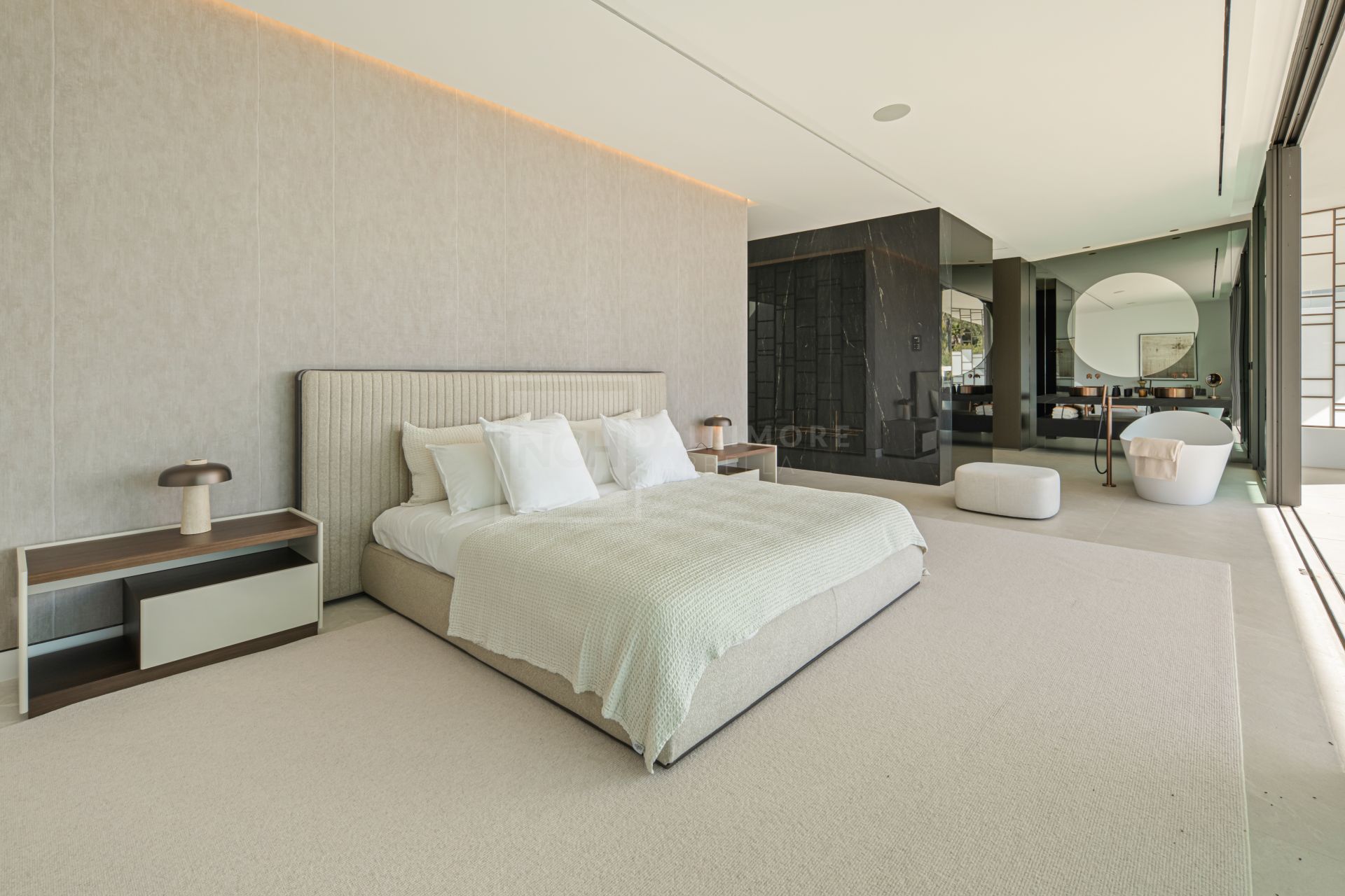 Contemporary Masterpiece With Rooftop Pool In Marbella’s Most Prestigious Golden Mile