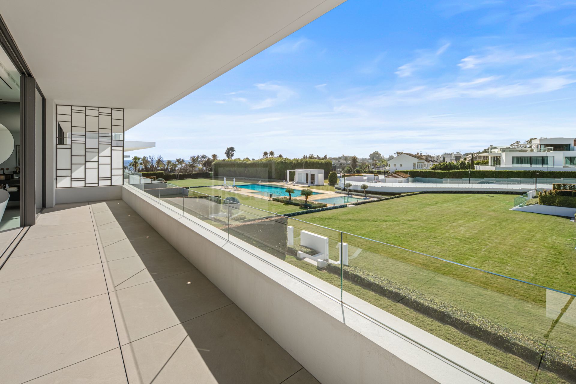 Contemporary Masterpiece With Rooftop Pool In Marbella’s Most Prestigious Golden Mile