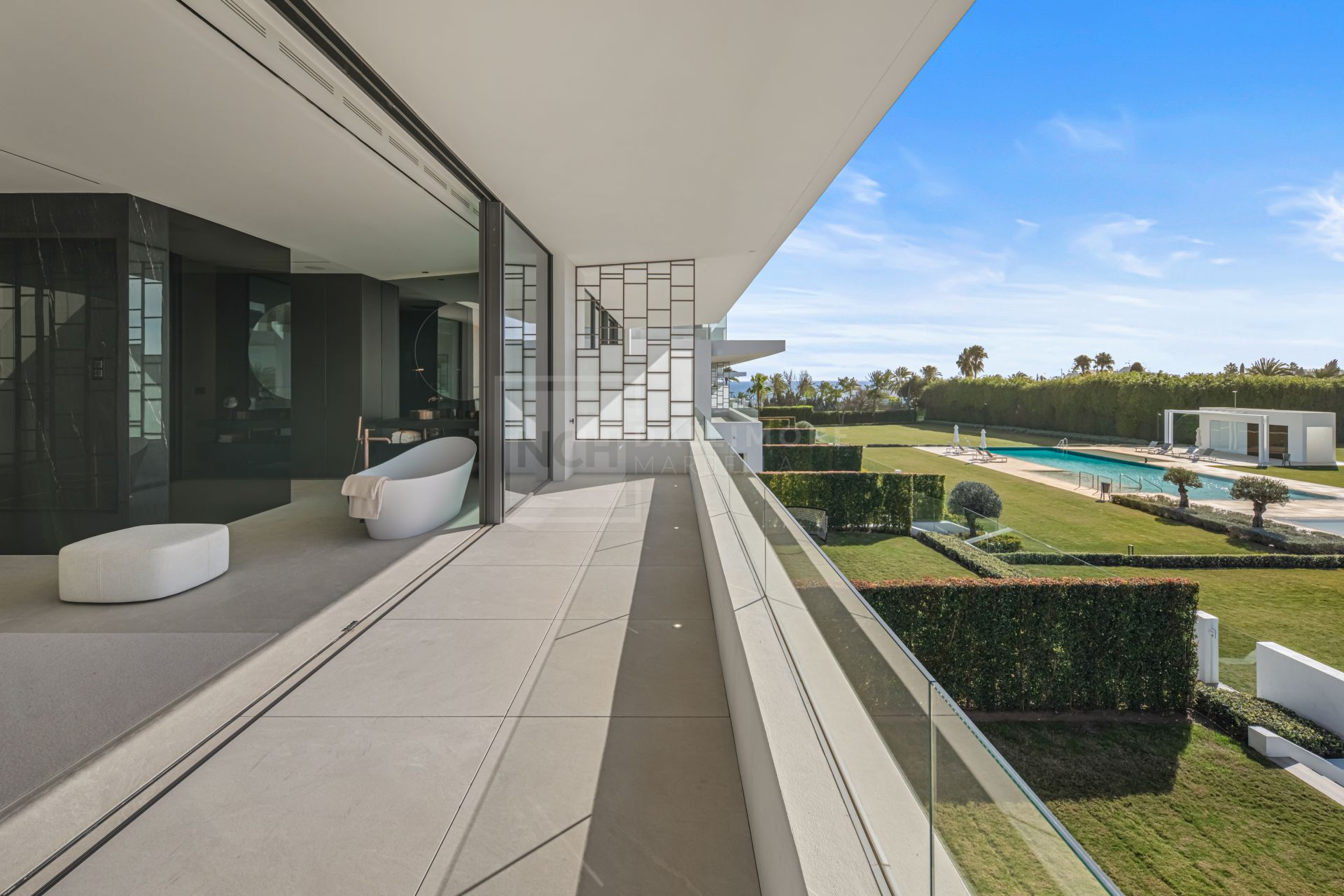 Contemporary Masterpiece With Rooftop Pool In Marbella’s Most Prestigious Golden Mile