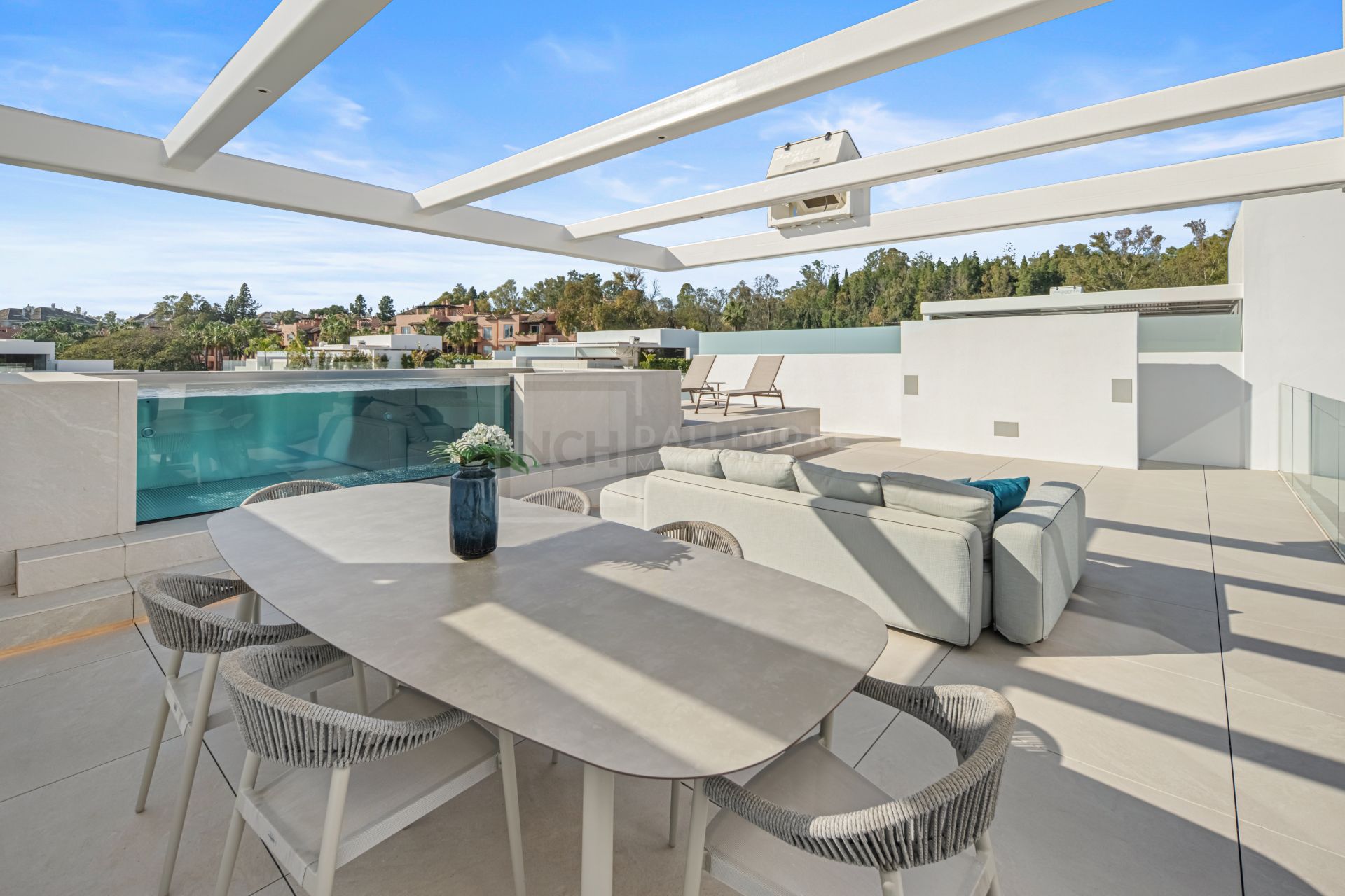 Contemporary Masterpiece With Rooftop Pool In Marbella’s Most Prestigious Golden Mile