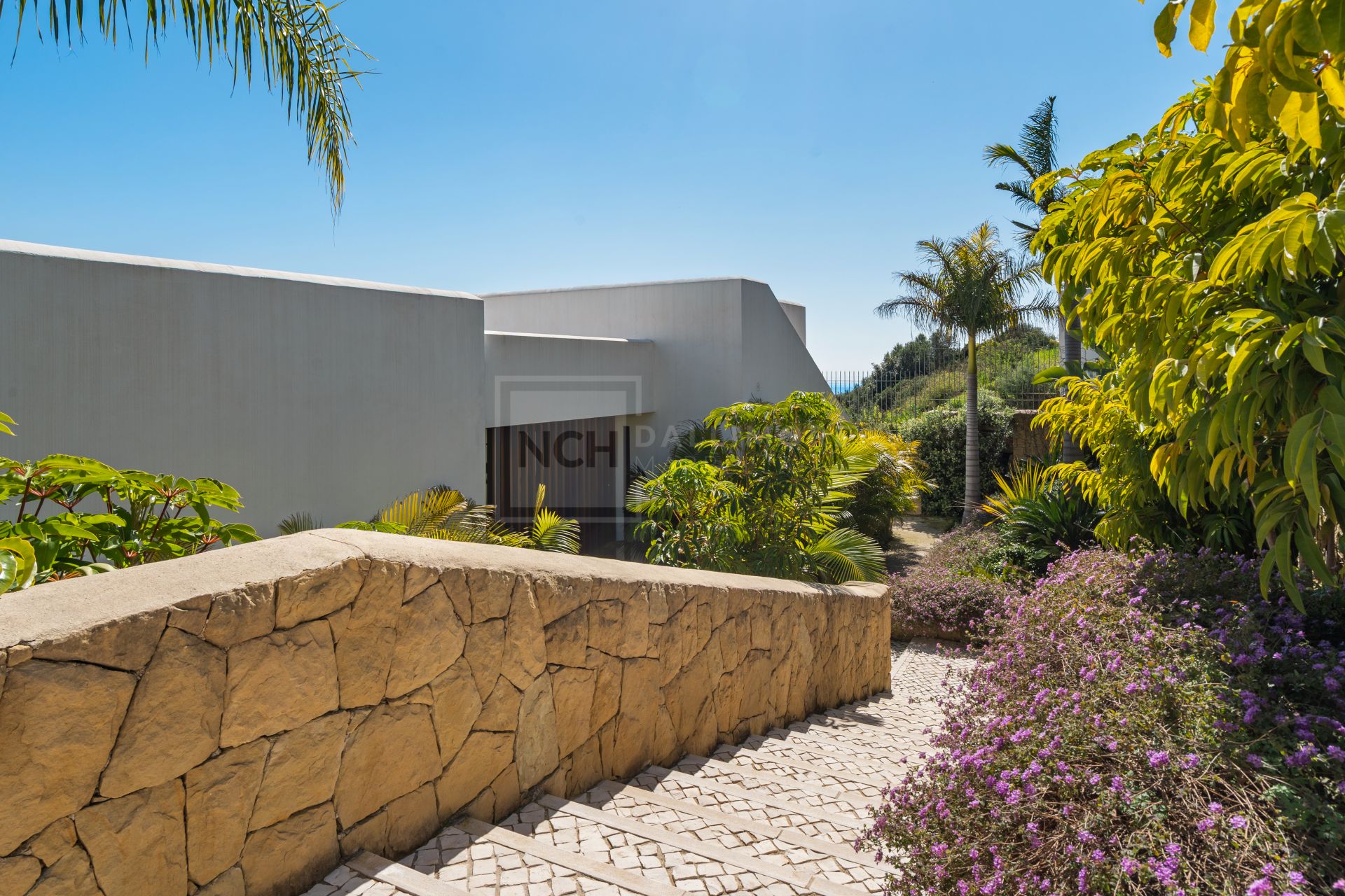 Secluded Villa With Infinity Pool and Open Sea and Golf Views