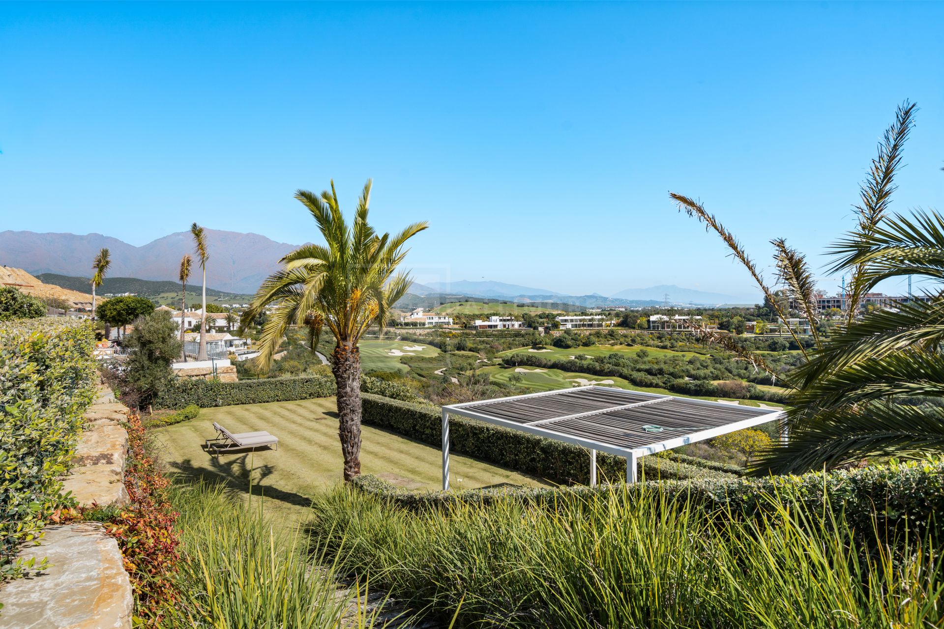 Secluded Villa With Infinity Pool and Open Sea and Golf Views