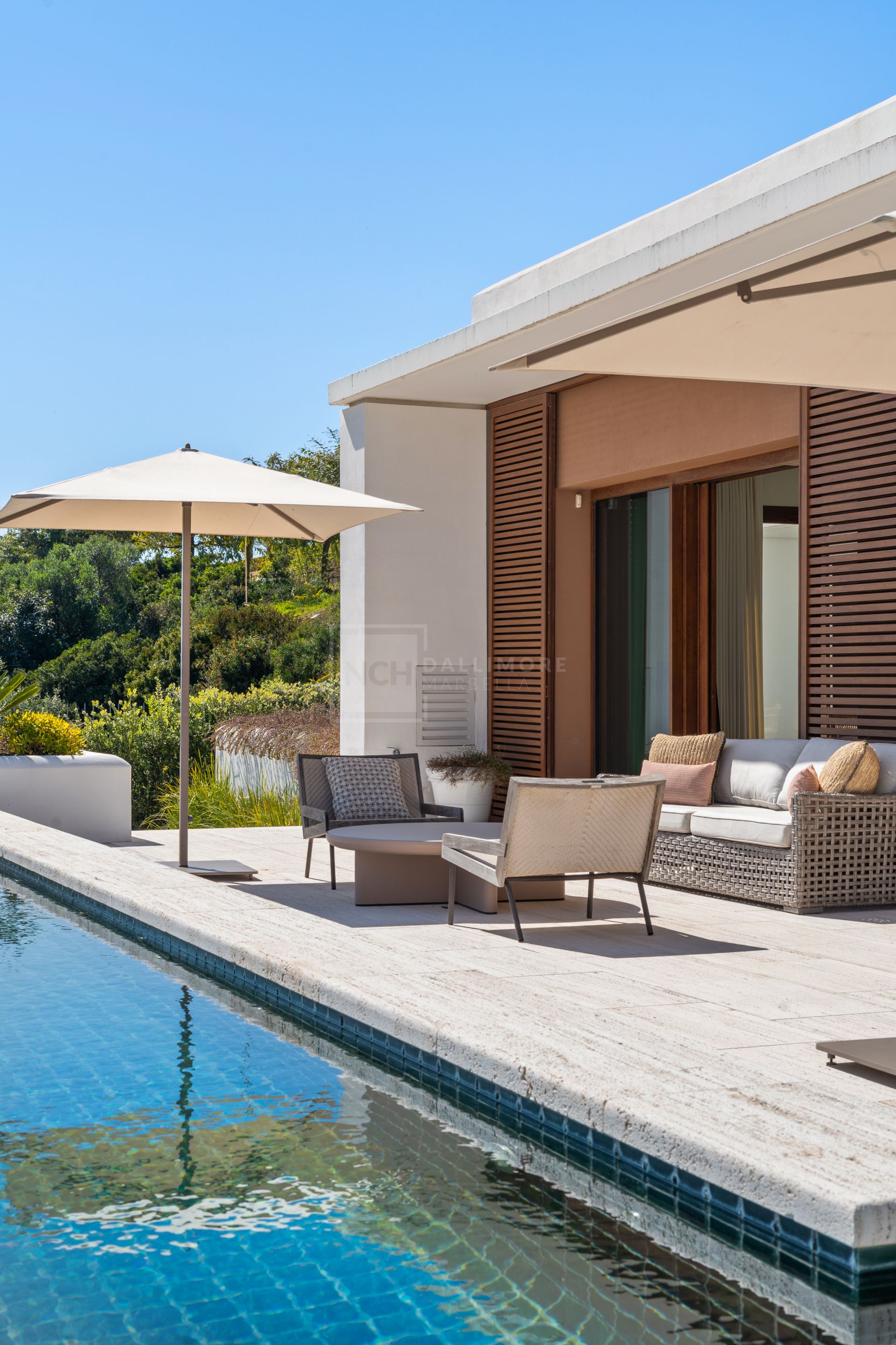 Secluded Villa With Infinity Pool and Open Sea and Golf Views