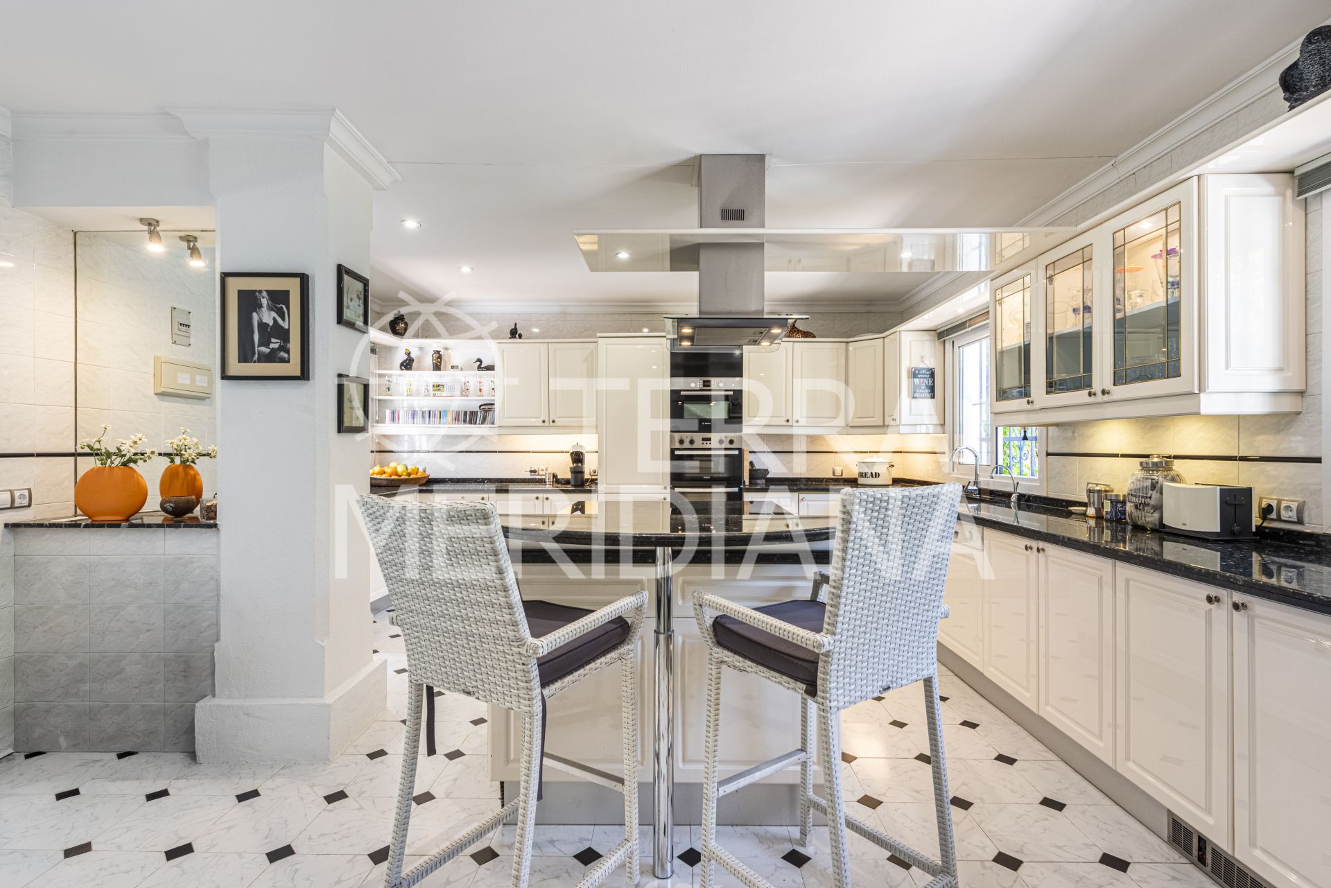 Villa in Nueva Andalucia, Marbella