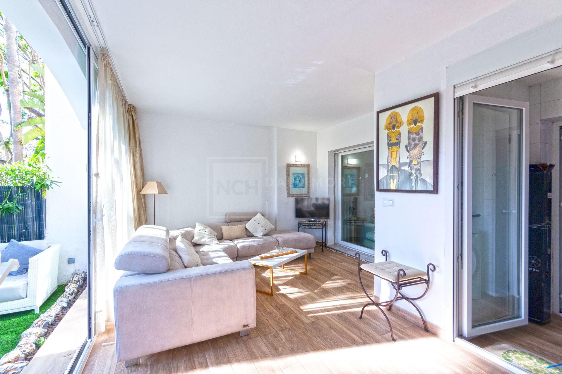Venta y Alquiler apartamento planta baja con Jardín privado, Dama de Noche