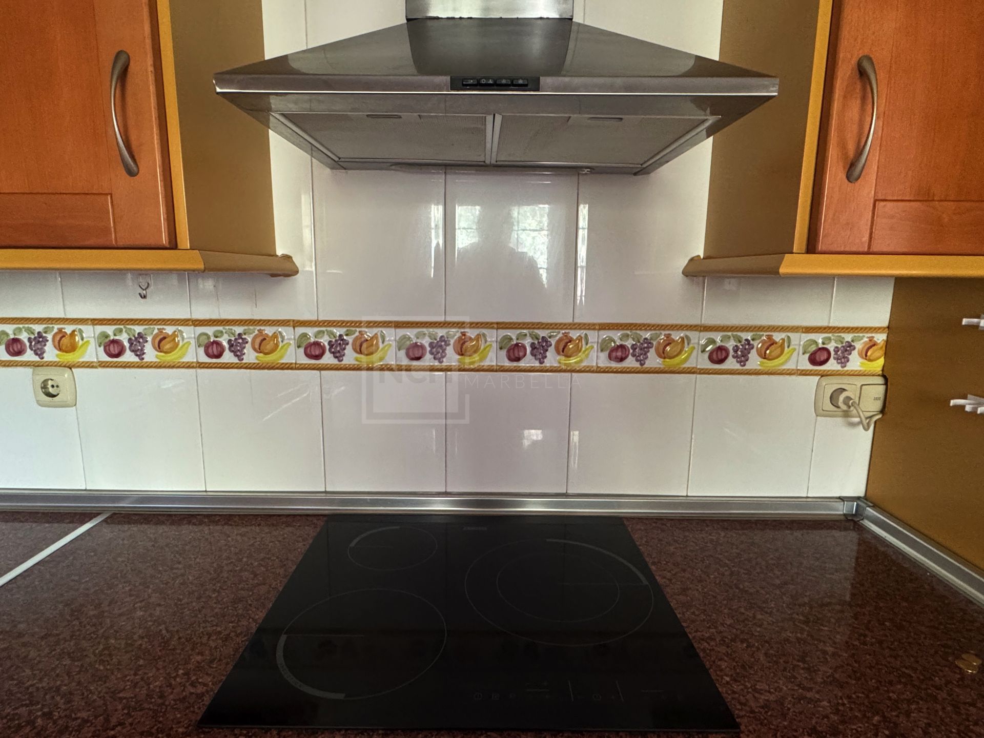 Exquisito Apartamento de 2 Dormitorios en Marbella River Garden