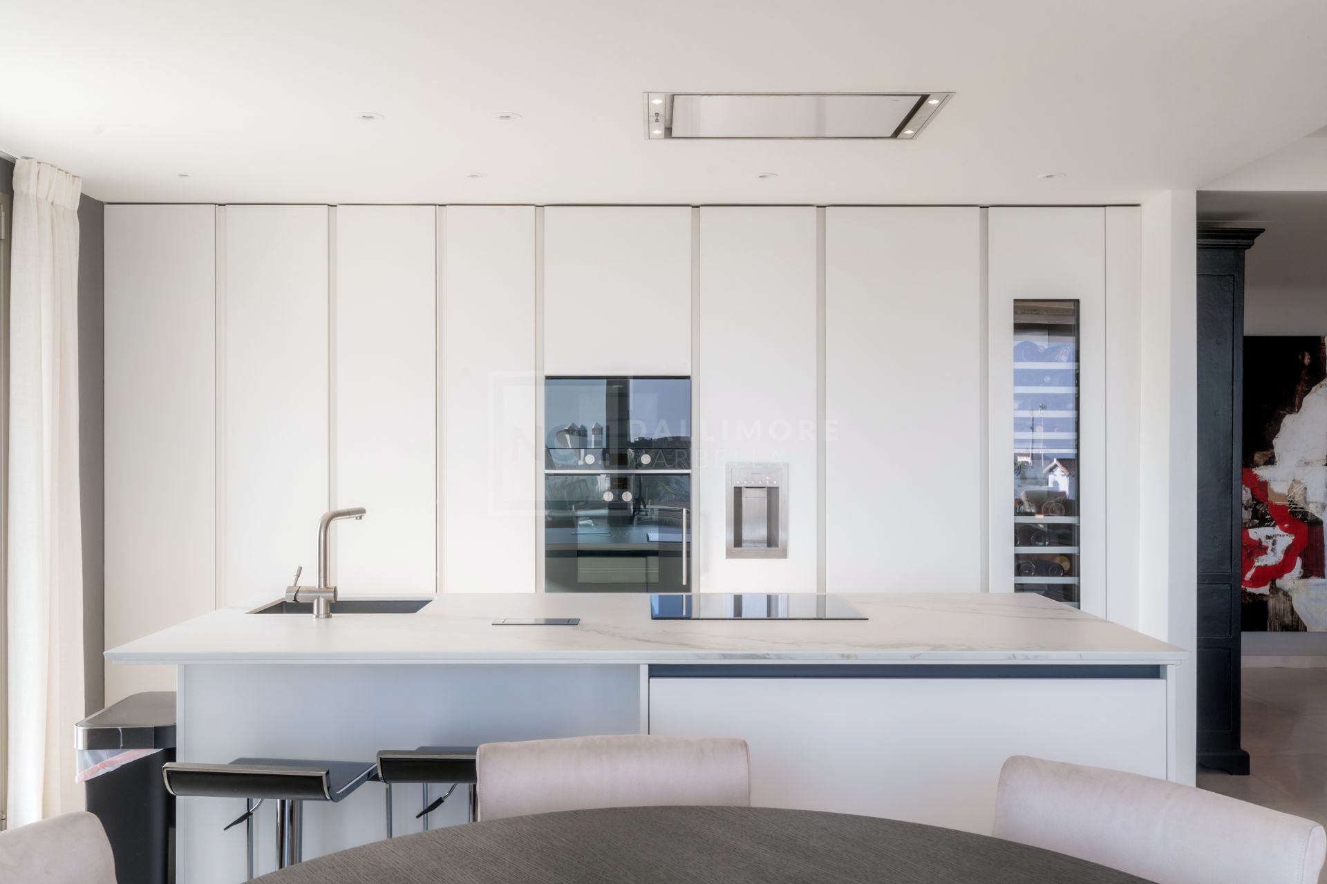 IMPRESIONANTE APARTAMENTO EN MARBELLA