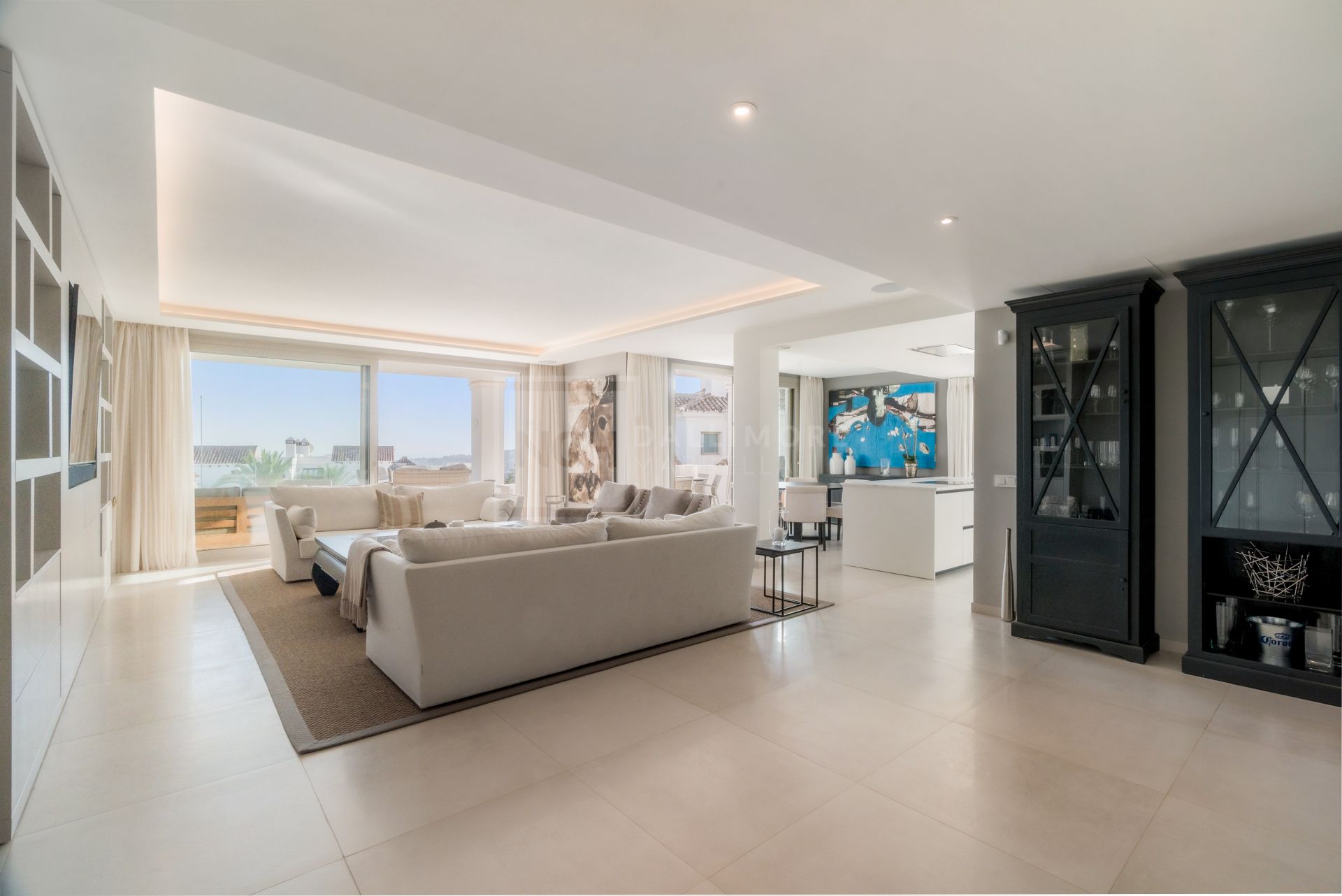 IMPRESIONANTE APARTAMENTO EN MARBELLA