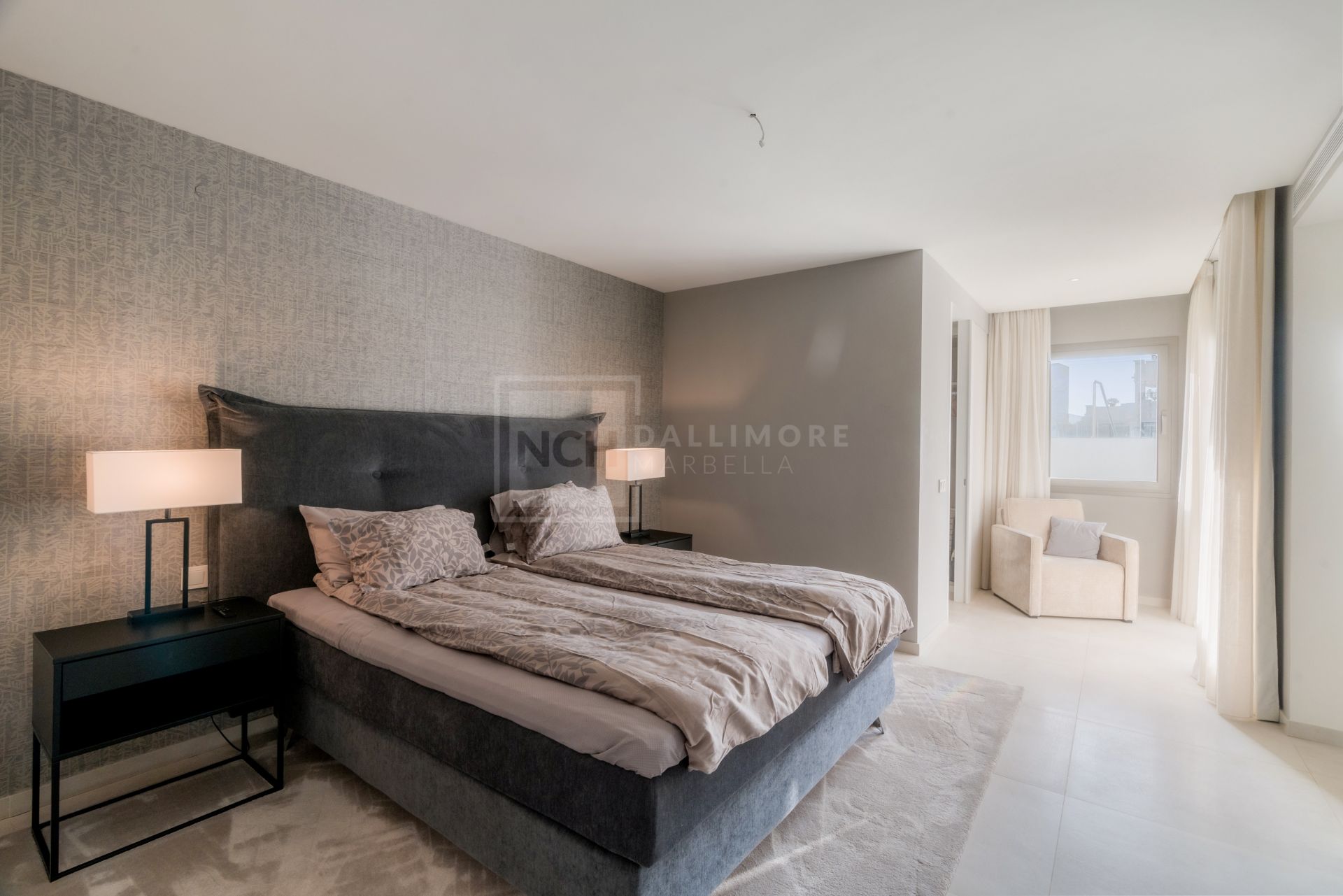 IMPRESIONANTE APARTAMENTO EN MARBELLA