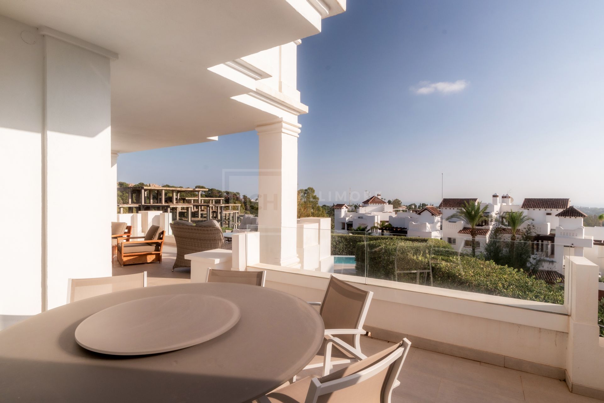 IMPRESIONANTE APARTAMENTO EN MARBELLA