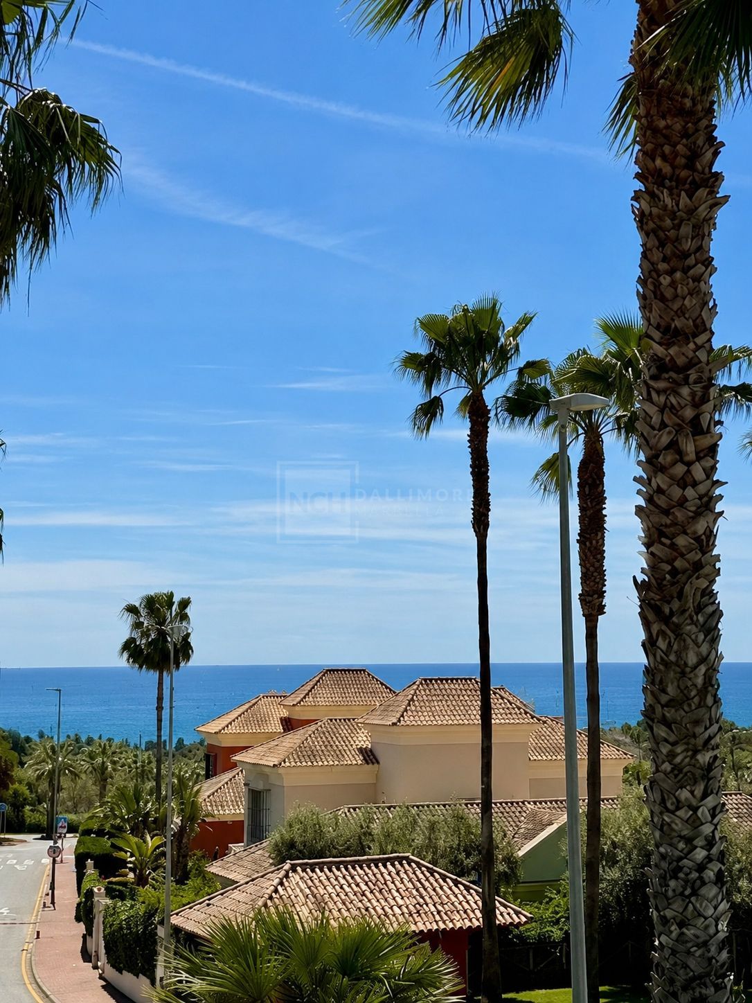 EXCLUSIVO ADOSADO EN SANTA CLARA CON VISTAS ABIERTAS