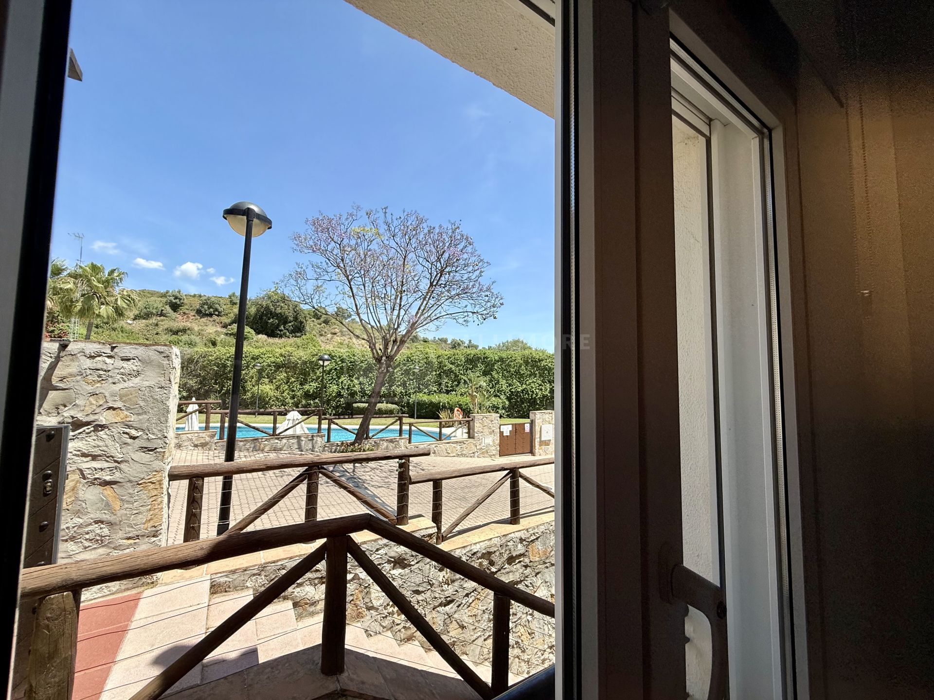 EXCLUSIVO ADOSADO EN SANTA CLARA CON VISTAS ABIERTAS
