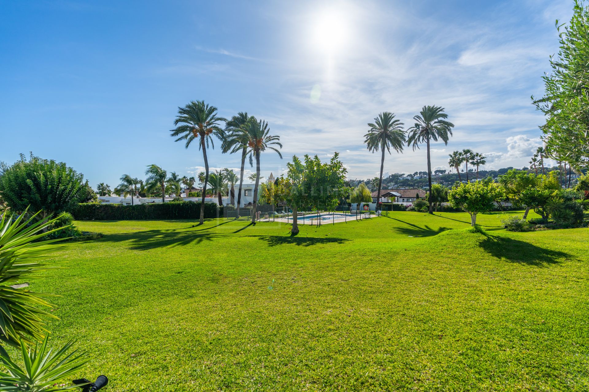 Casa Preciosa, a fully refurbished 4-bedroom, spacious townhouse in The Golf Valley of Nueva Andalucia, Marbella