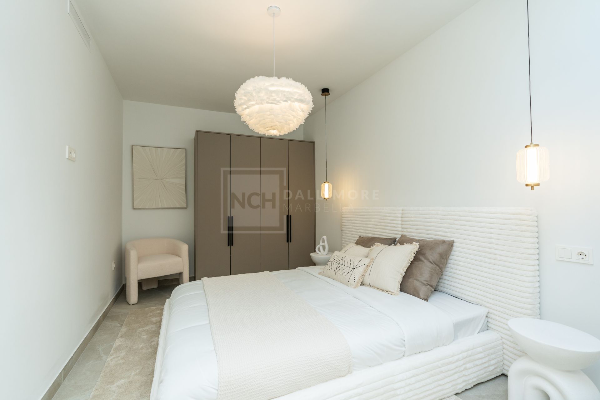 Casa Preciosa, a fully refurbished 4-bedroom, spacious townhouse in The Golf Valley of Nueva Andalucia, Marbella