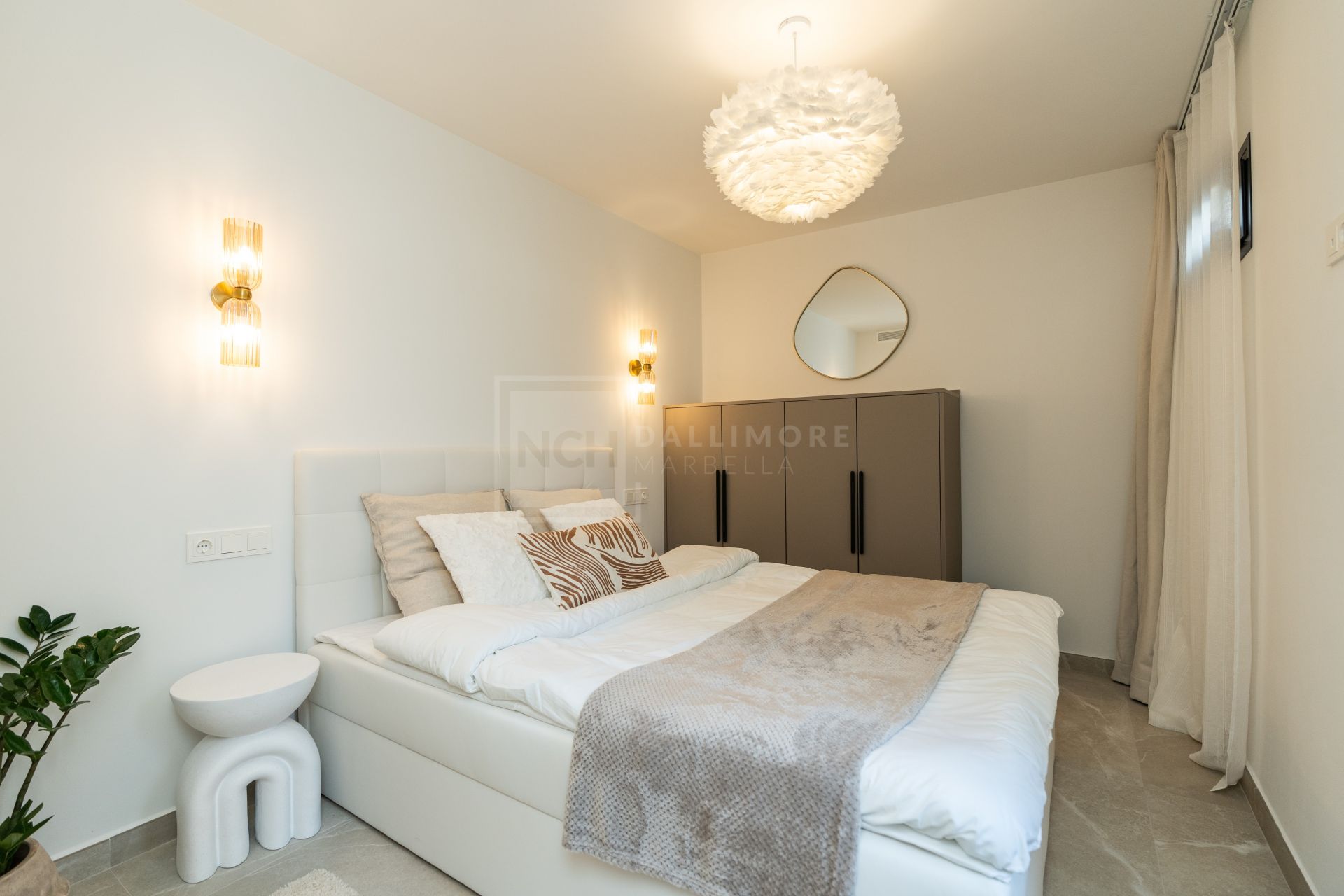Casa Preciosa, a fully refurbished 4-bedroom, spacious townhouse in The Golf Valley of Nueva Andalucia, Marbella