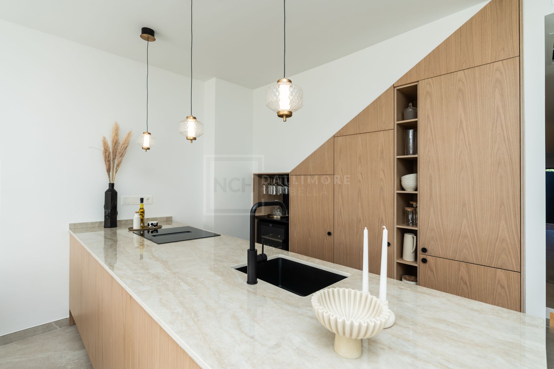 Casa Preciosa, a fully refurbished 4-bedroom, spacious townhouse in The Golf Valley of Nueva Andalucia, Marbella
