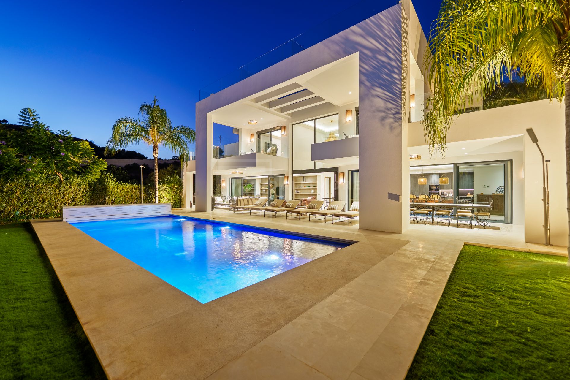 Six Bedroom Luxury Villa with Designer Interiors and Expansive Outdoor Living
