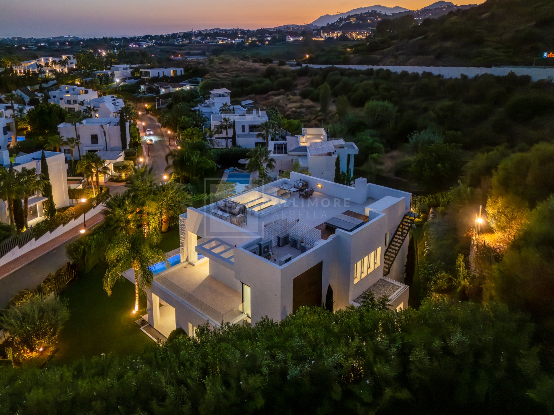 Six Bedroom Luxury Villa with Designer Interiors and Expansive Outdoor Living