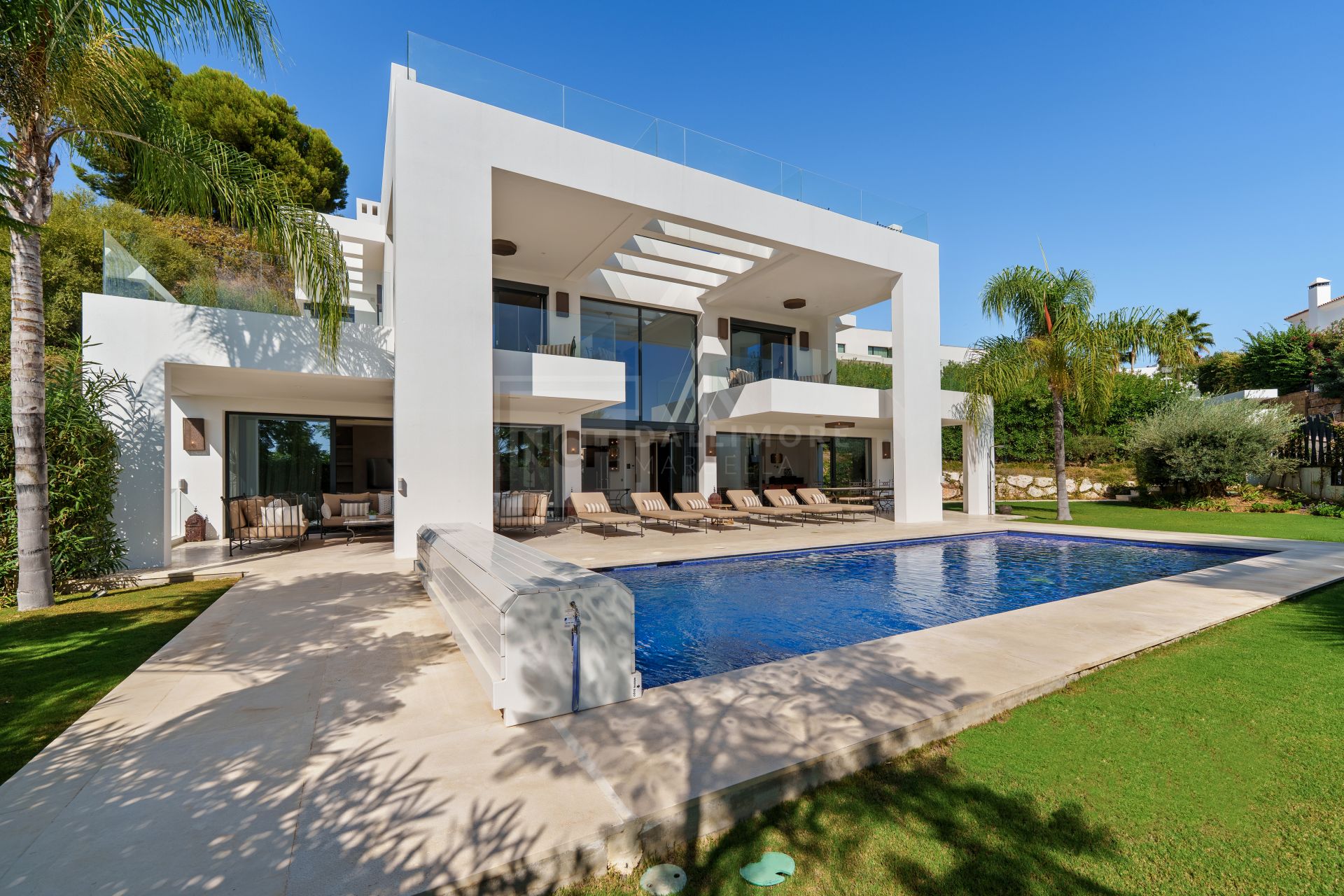 Six Bedroom Luxury Villa with Designer Interiors and Expansive Outdoor Living