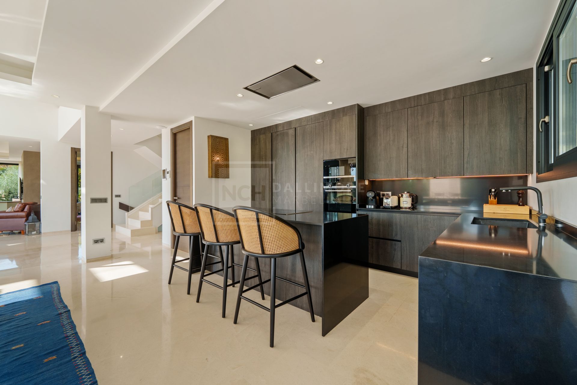 Six Bedroom Luxury Villa with Designer Interiors and Expansive Outdoor Living