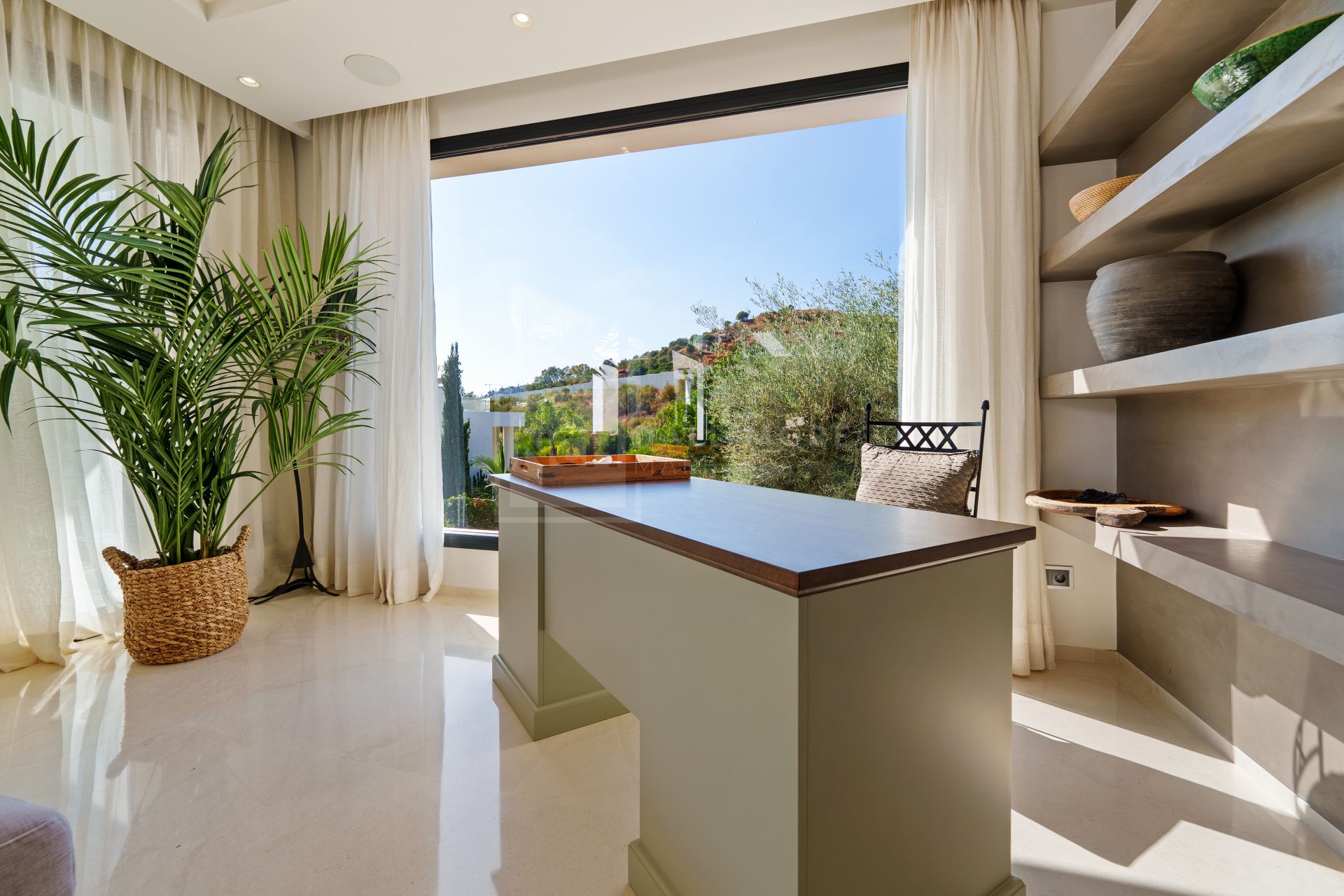 Six Bedroom Luxury Villa with Designer Interiors and Expansive Outdoor Living