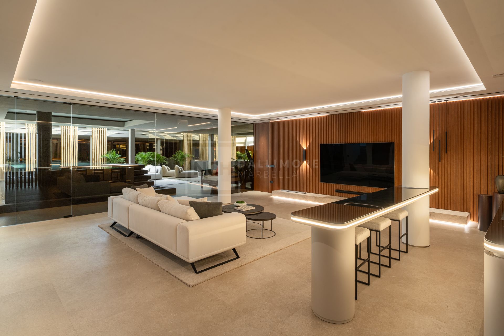 6 Bedroom Frontline Golf Villa With Infinity Pool And Panoramic Sea Views