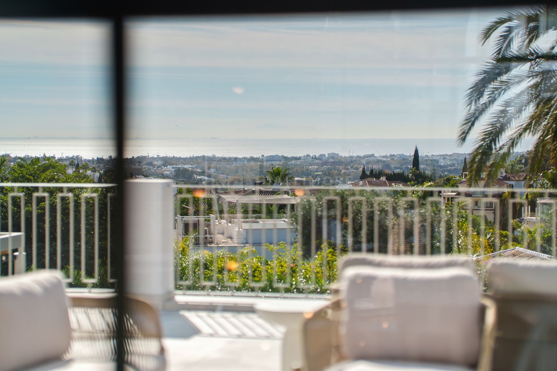 Beautifully Renovated Villa With Panoramic Views And Exceptional Outdoor Living