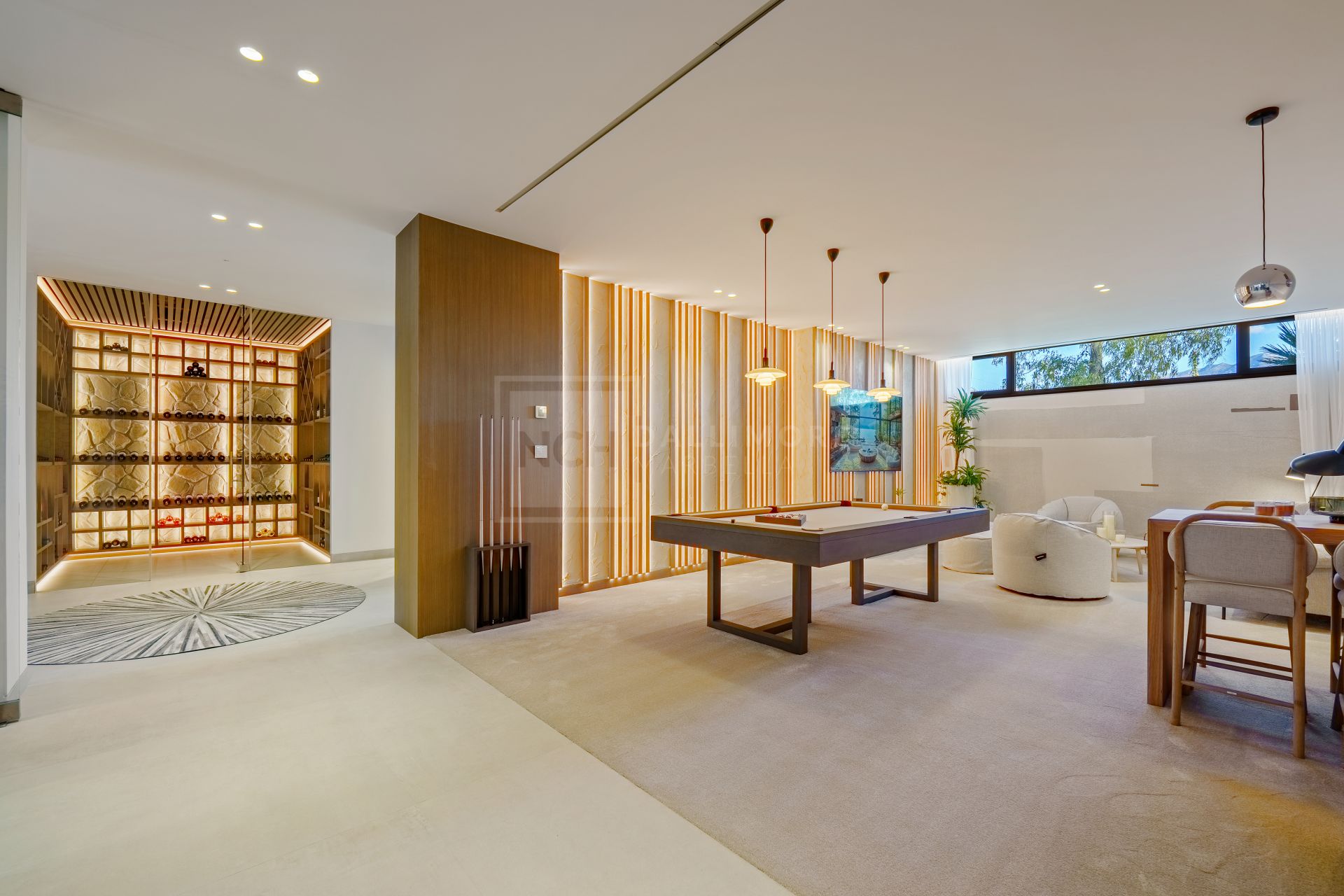 Stunning Modern Residence With Infinity Pool And Open Views In Benahavís