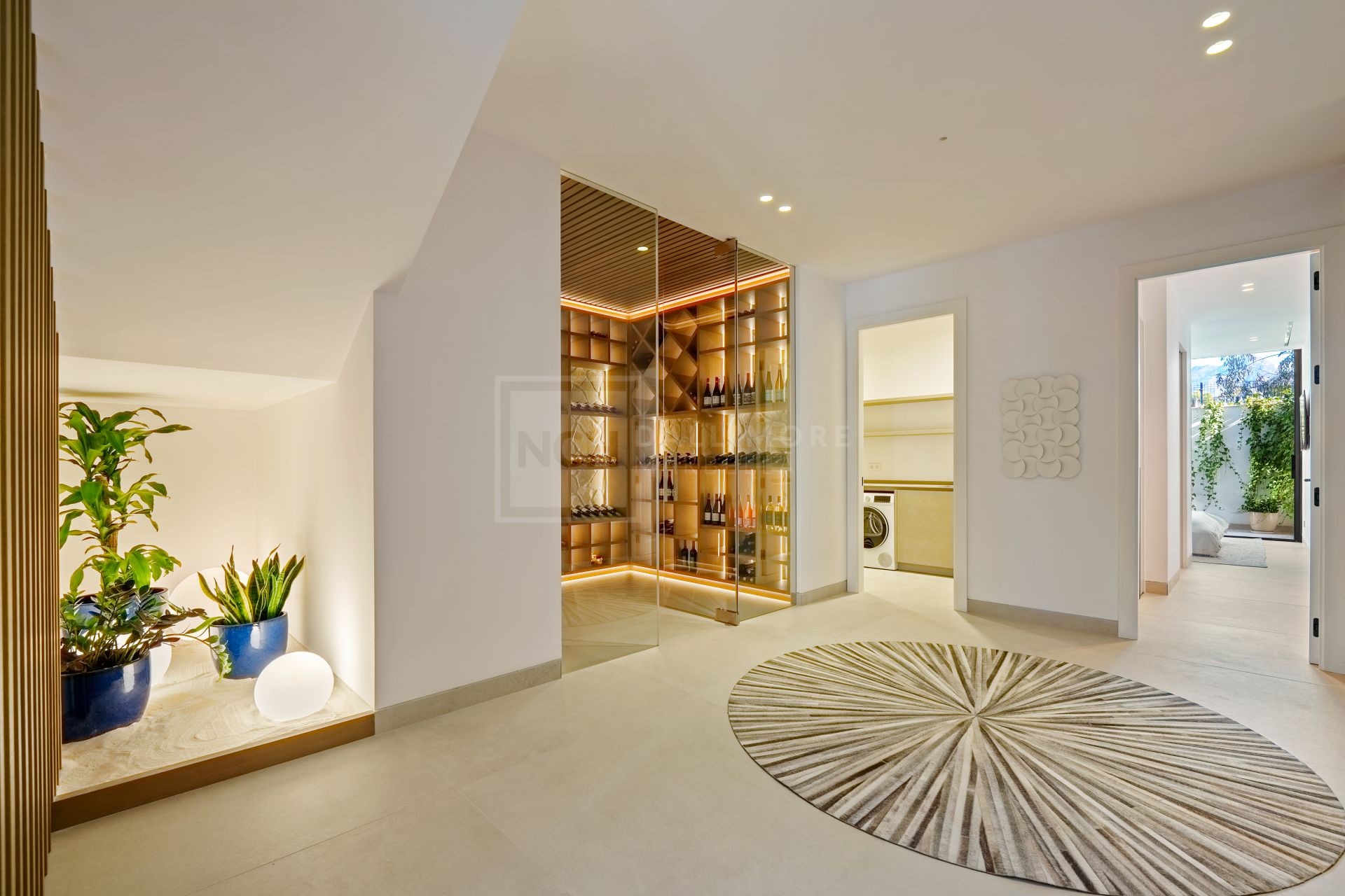 Stunning Modern Residence With Infinity Pool And Open Views In Benahavís