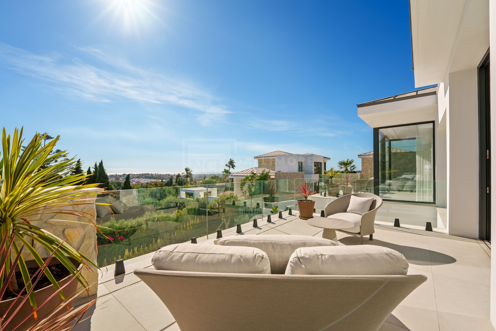 Stunning Modern Residence With Infinity Pool And Open Views In Benahavís