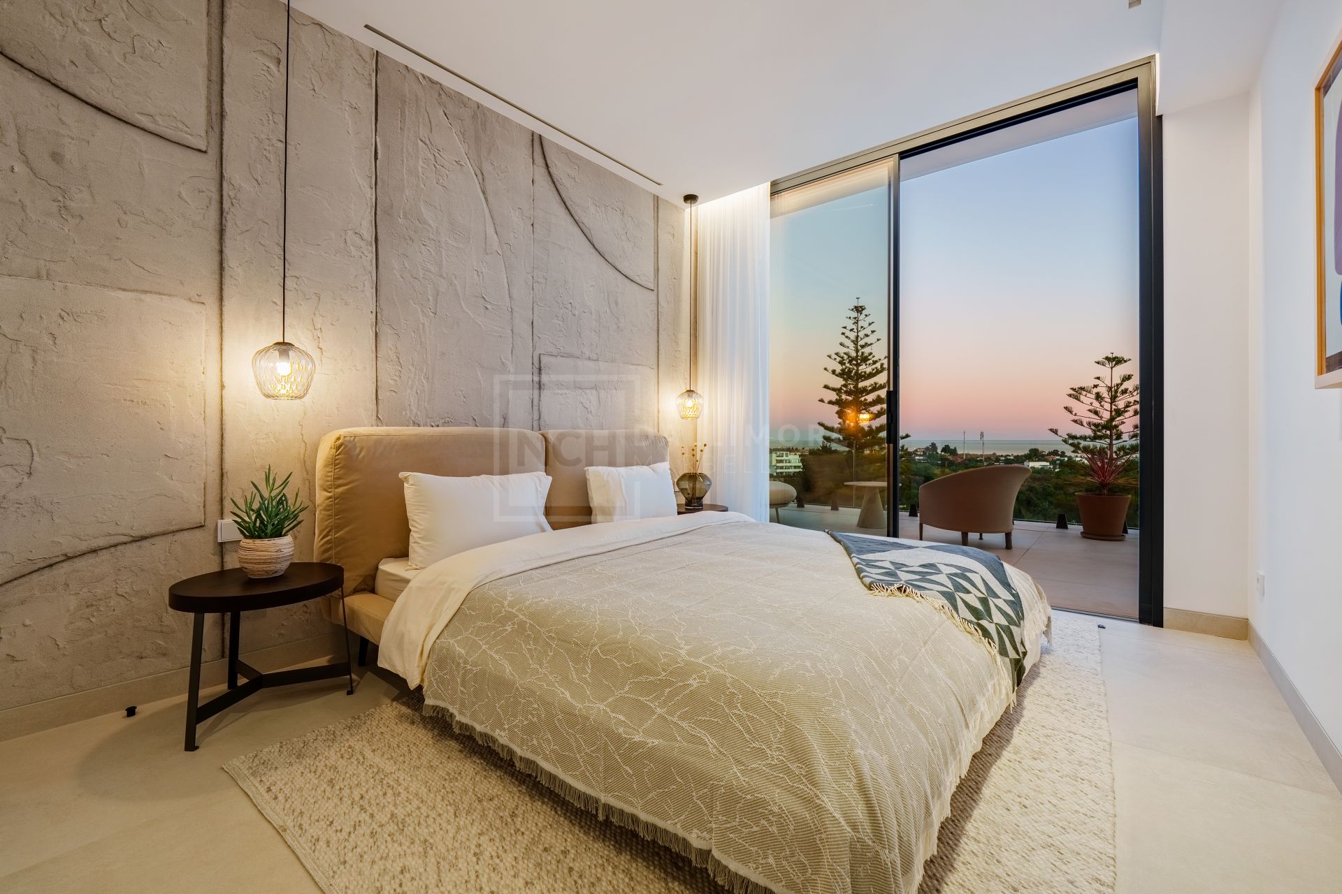 Stunning Modern Residence With Infinity Pool And Open Views In Benahavís