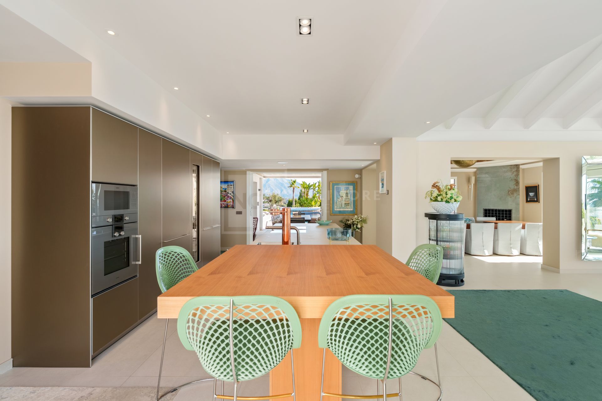 Residencia excepcional de 9 dormitorios con casa de invitados y vistas impresionantes