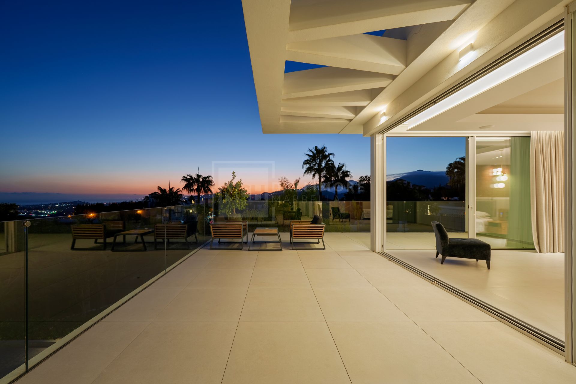 Residencia excepcional de 9 dormitorios con casa de invitados y vistas impresionantes