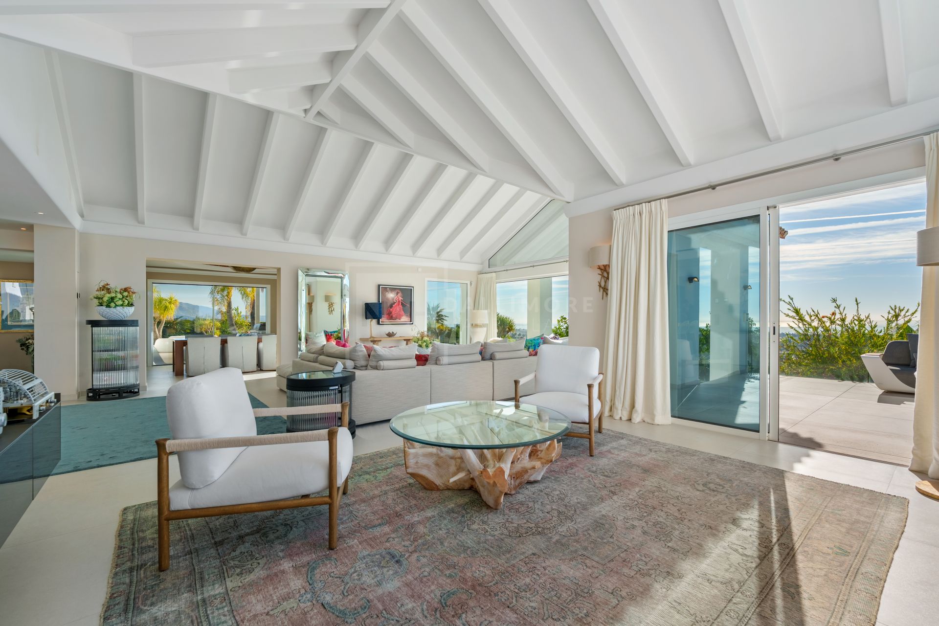 Residencia excepcional de 9 dormitorios con casa de invitados y vistas impresionantes