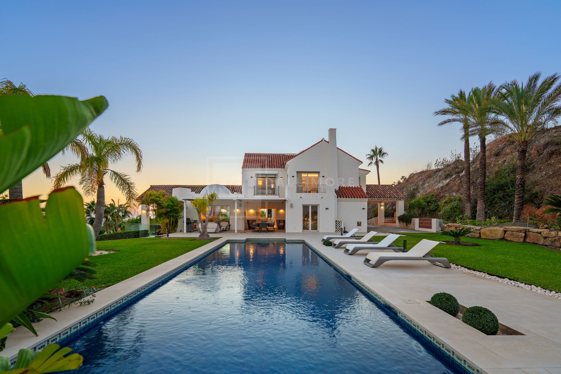 Residencia excepcional de 9 dormitorios con casa de invitados y vistas impresionantes