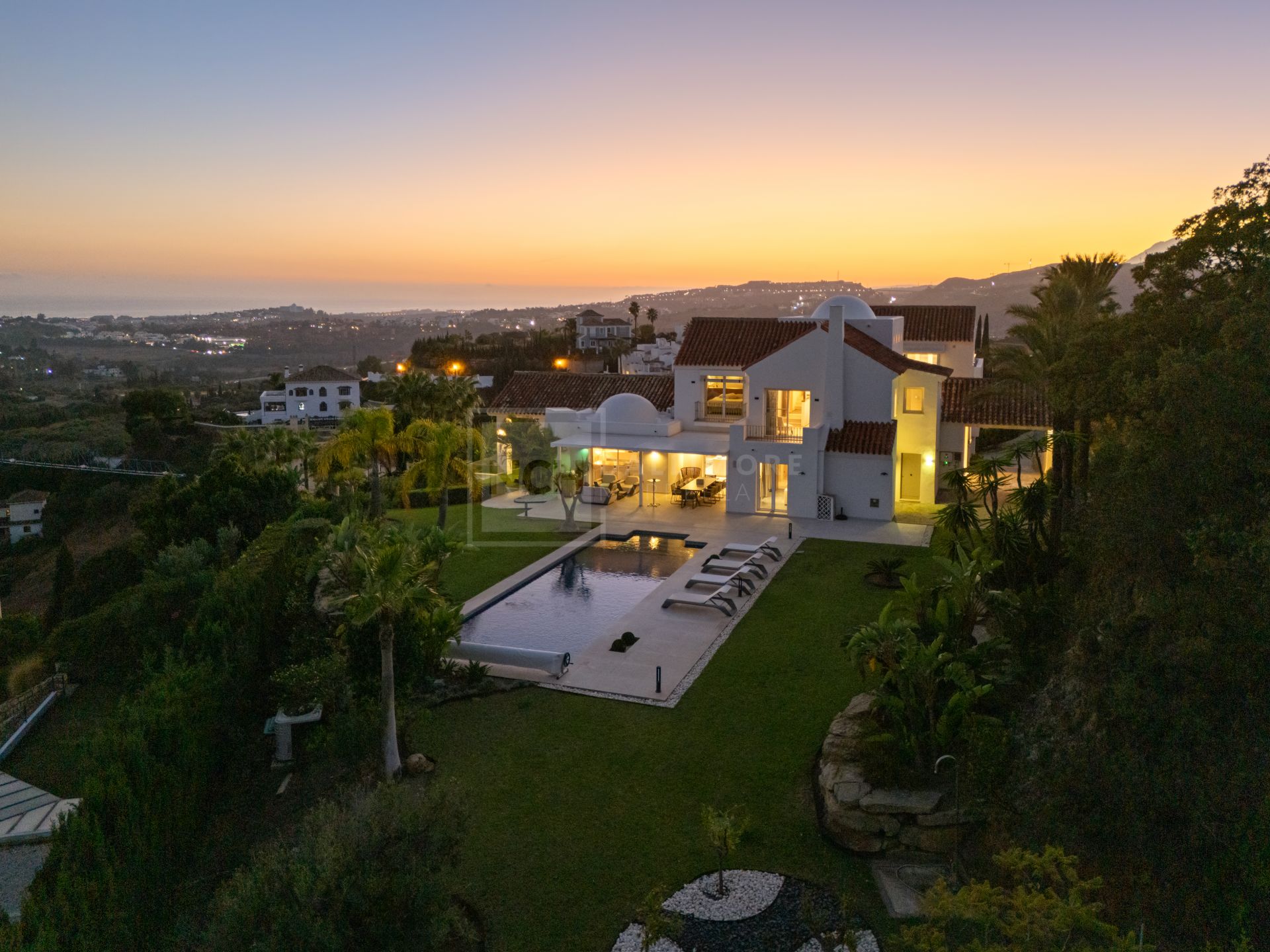 Residencia excepcional de 9 dormitorios con casa de invitados y vistas impresionantes